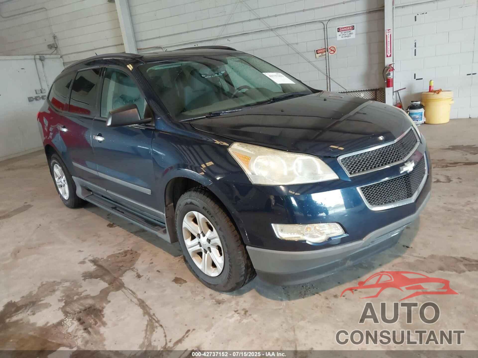 CHEVROLET TRAVERSE 2012 - 1GNKRFED0CJ348691
