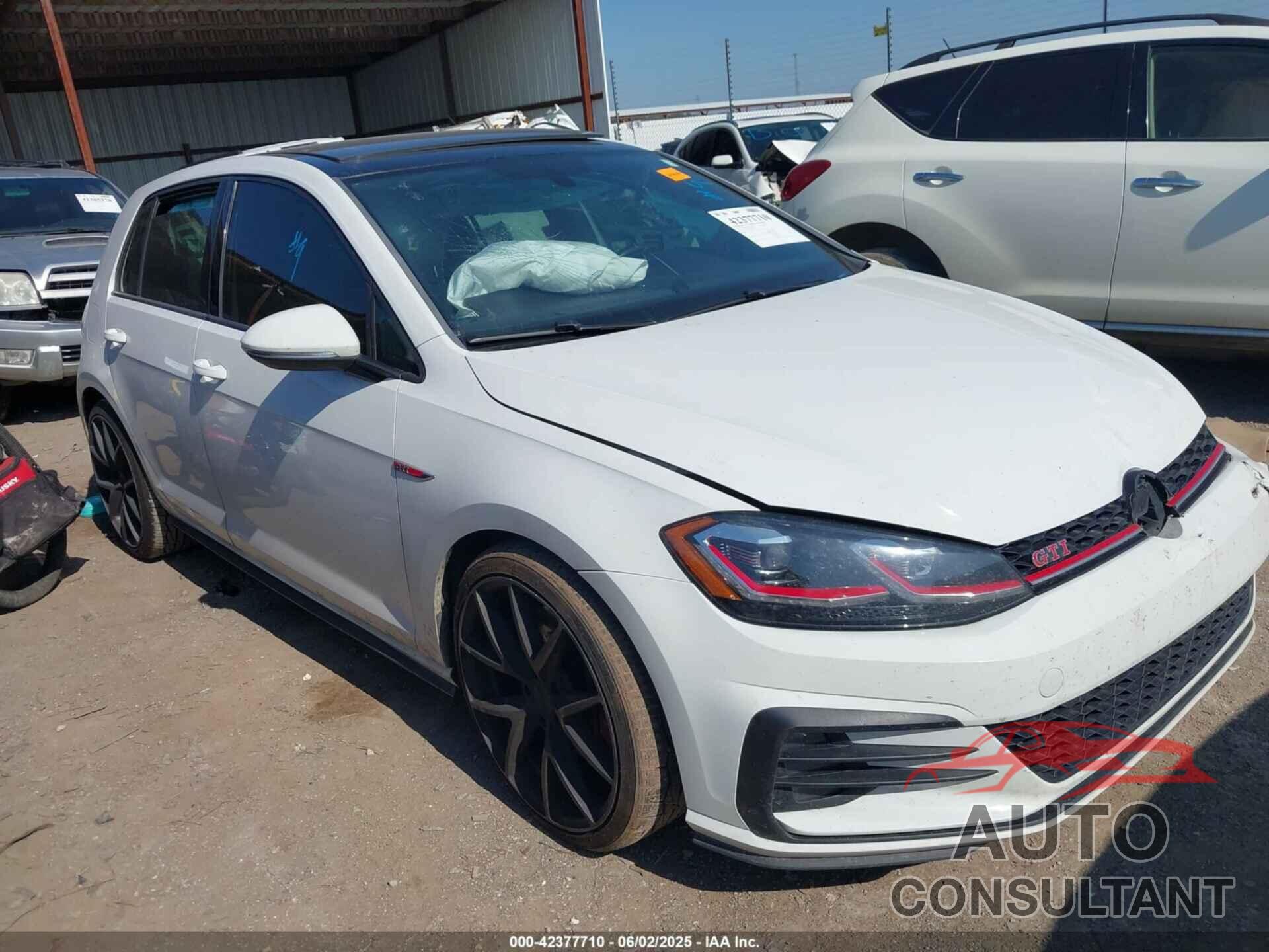 VOLKSWAGEN GOLF GTI 2020 - 3VW6T7AUXLM001960