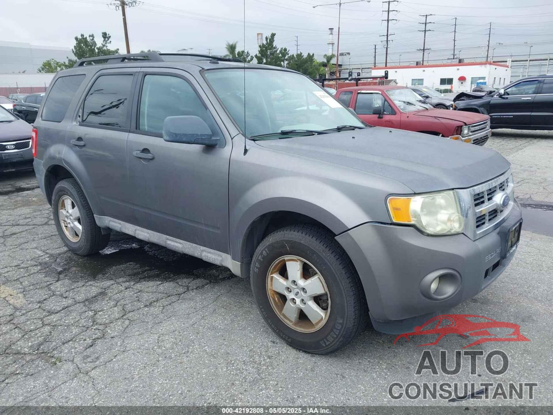 FORD ESCAPE 2009 - 1FMCU03709KA88152