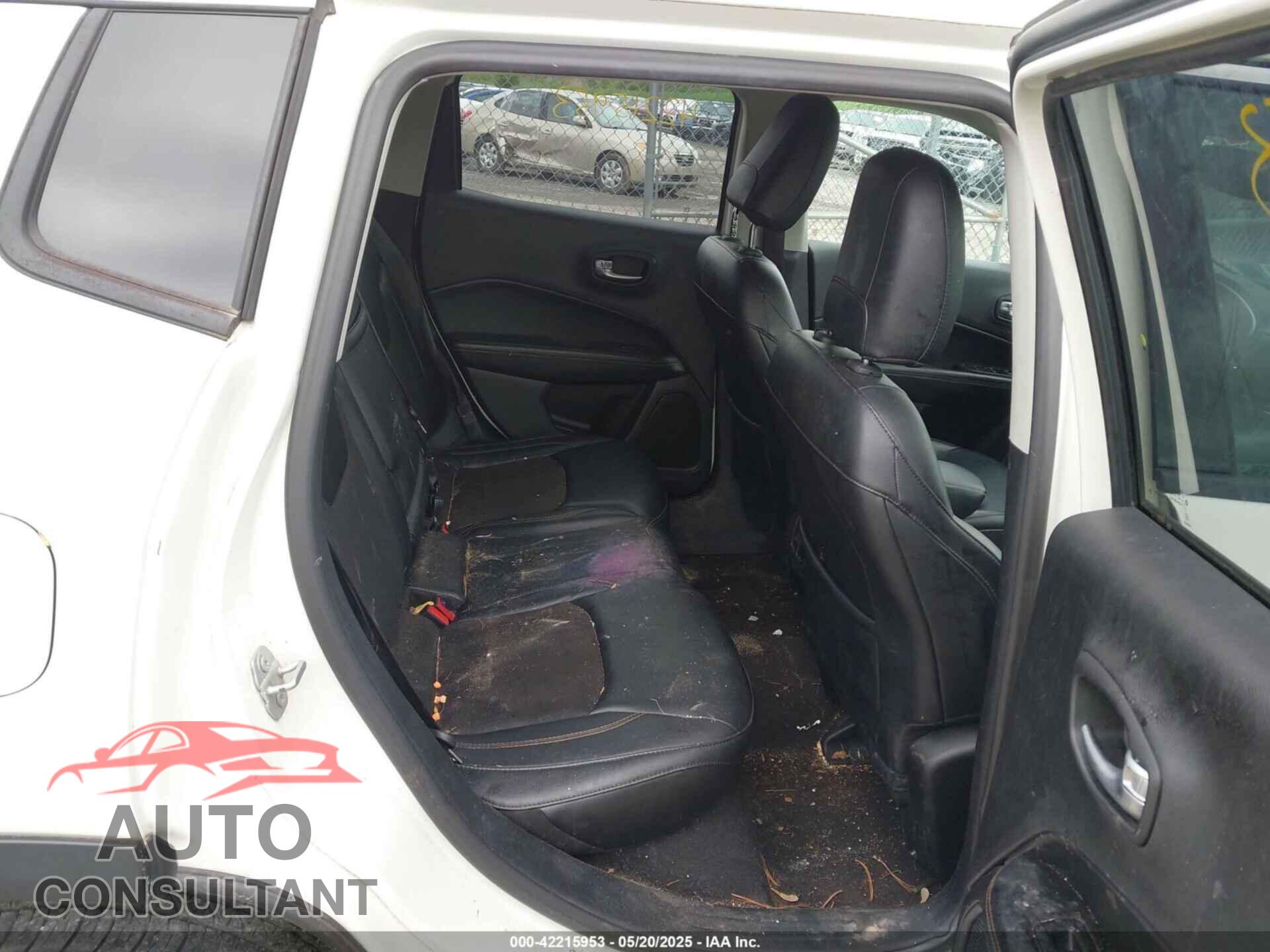 JEEP COMPASS 2018 - 3C4NJDBB7JT128233