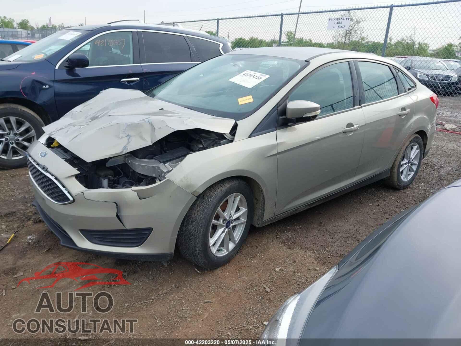 FORD FOCUS 2015 - 1FADP3F29FL218068