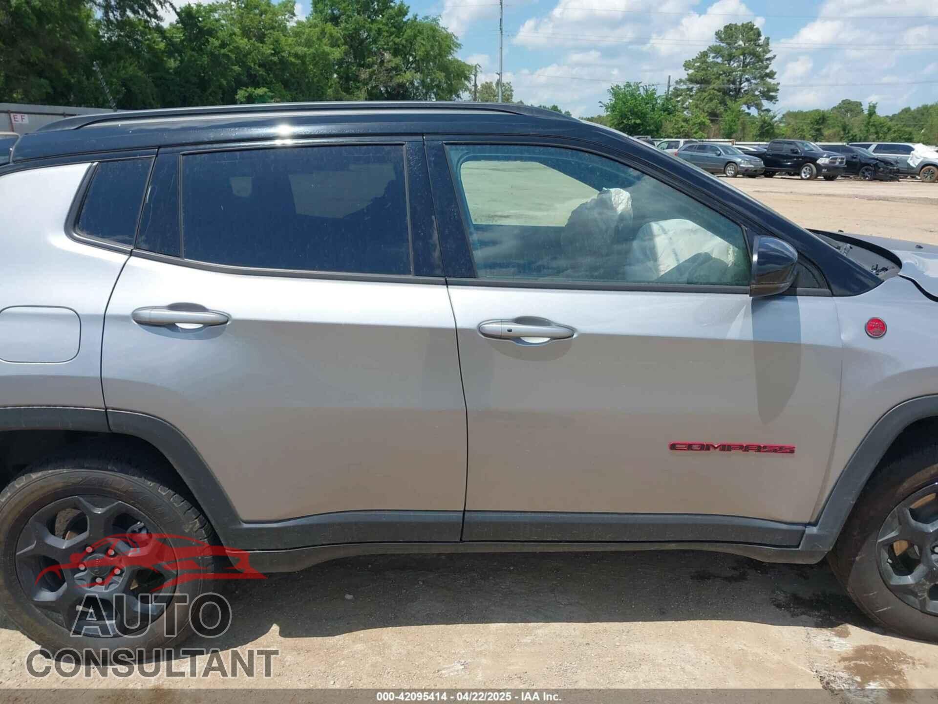 JEEP COMPASS 2024 - 3C4NJDDN8RT596877