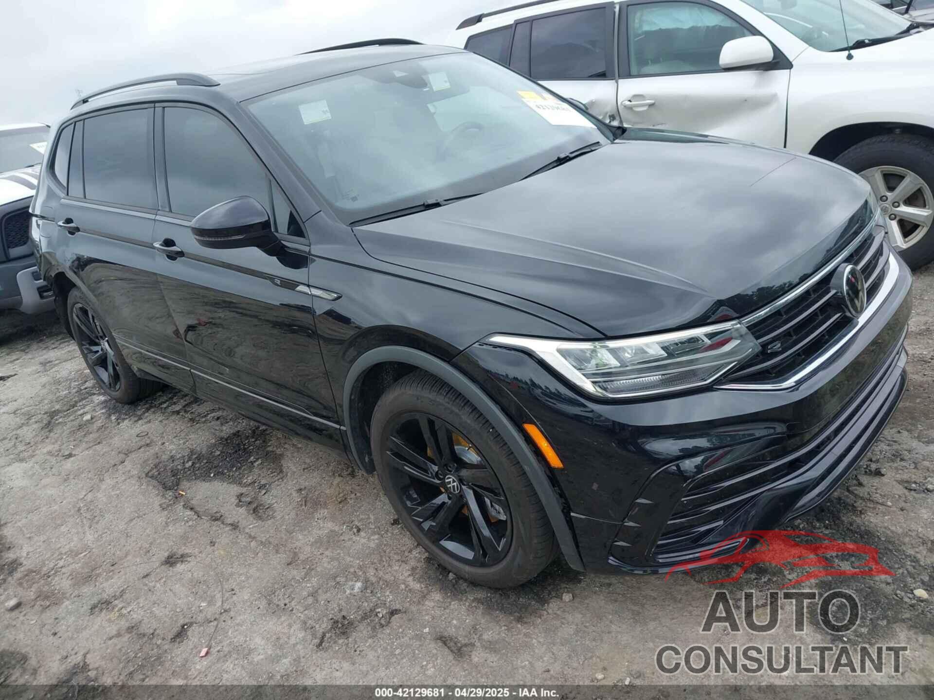 VOLKSWAGEN TIGUAN 2023 - 3VVCB7AX2PM083015