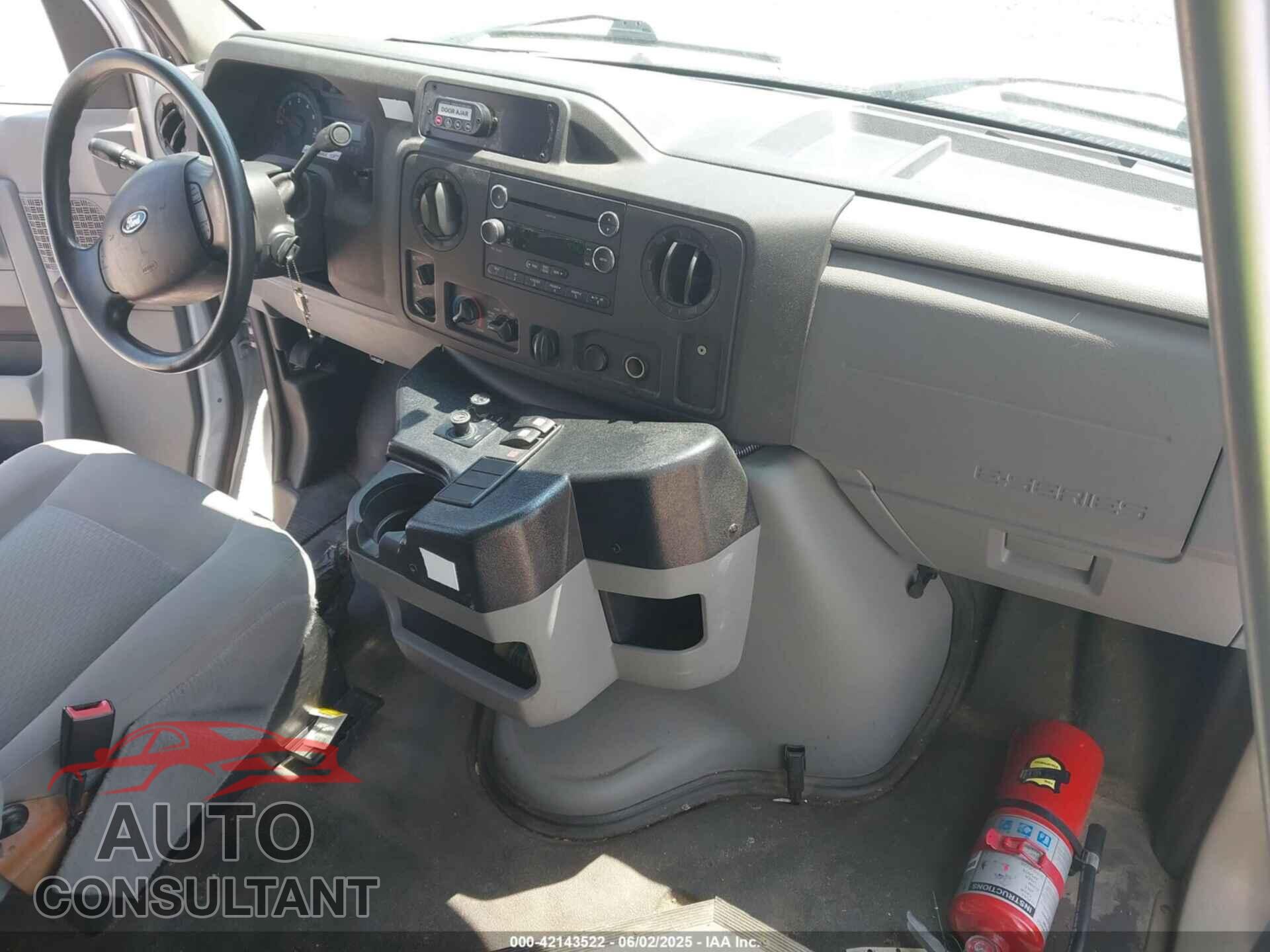 FORD E-350 CUTAWAY 2015 - 1FDEE3FL3FDA29080