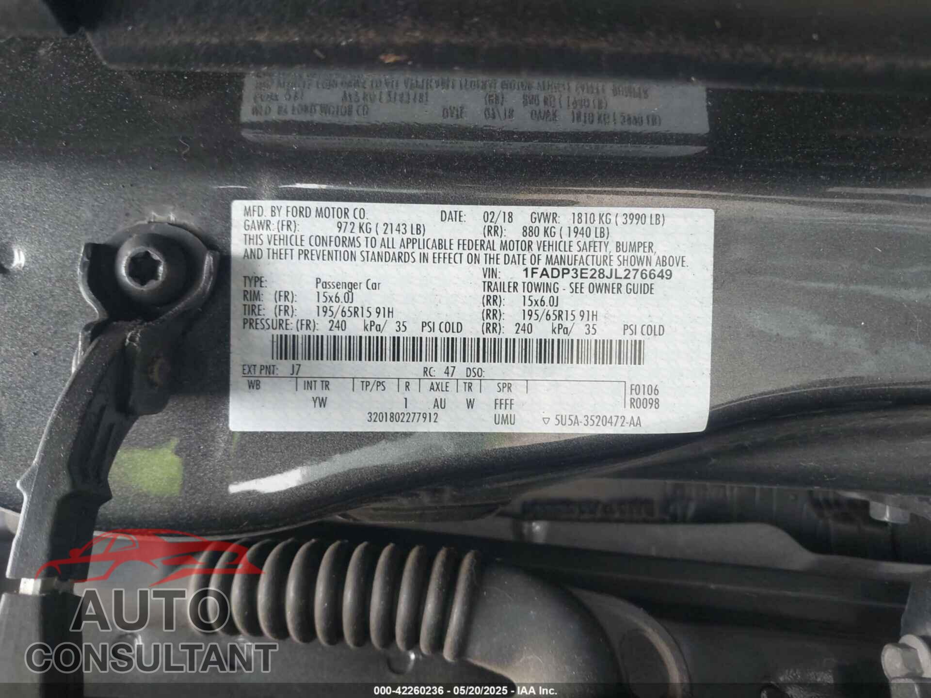 FORD FOCUS 2018 - 1FADP3E28JL276649