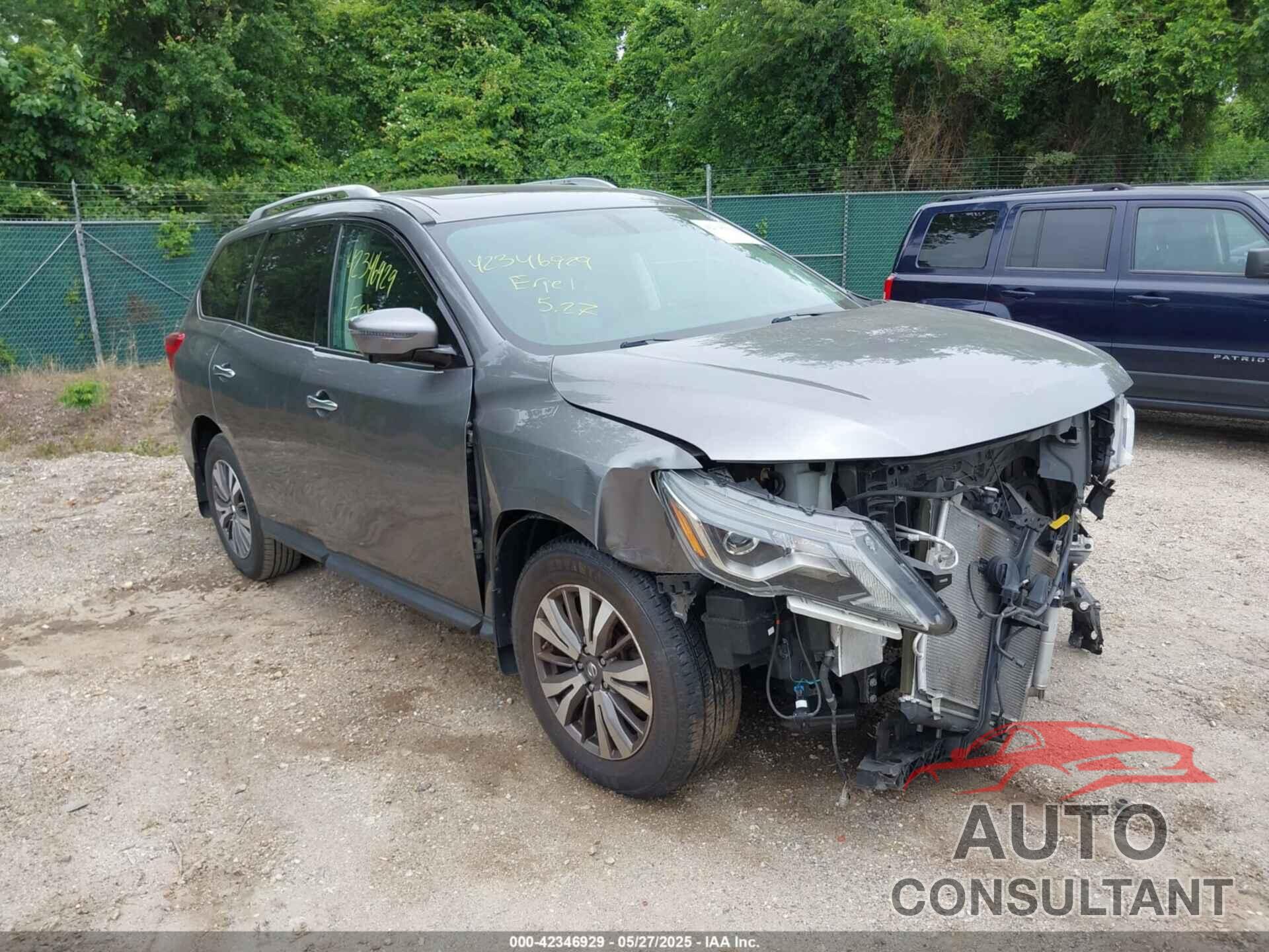 NISSAN PATHFINDER 2017 - 5N1DR2MM3HC674181