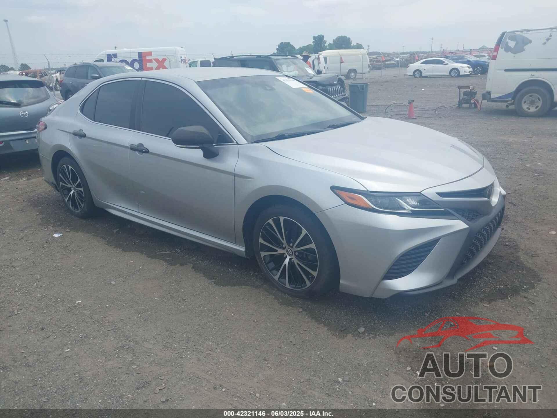 TOYOTA CAMRY 2018 - JTNB11HK9J3015822