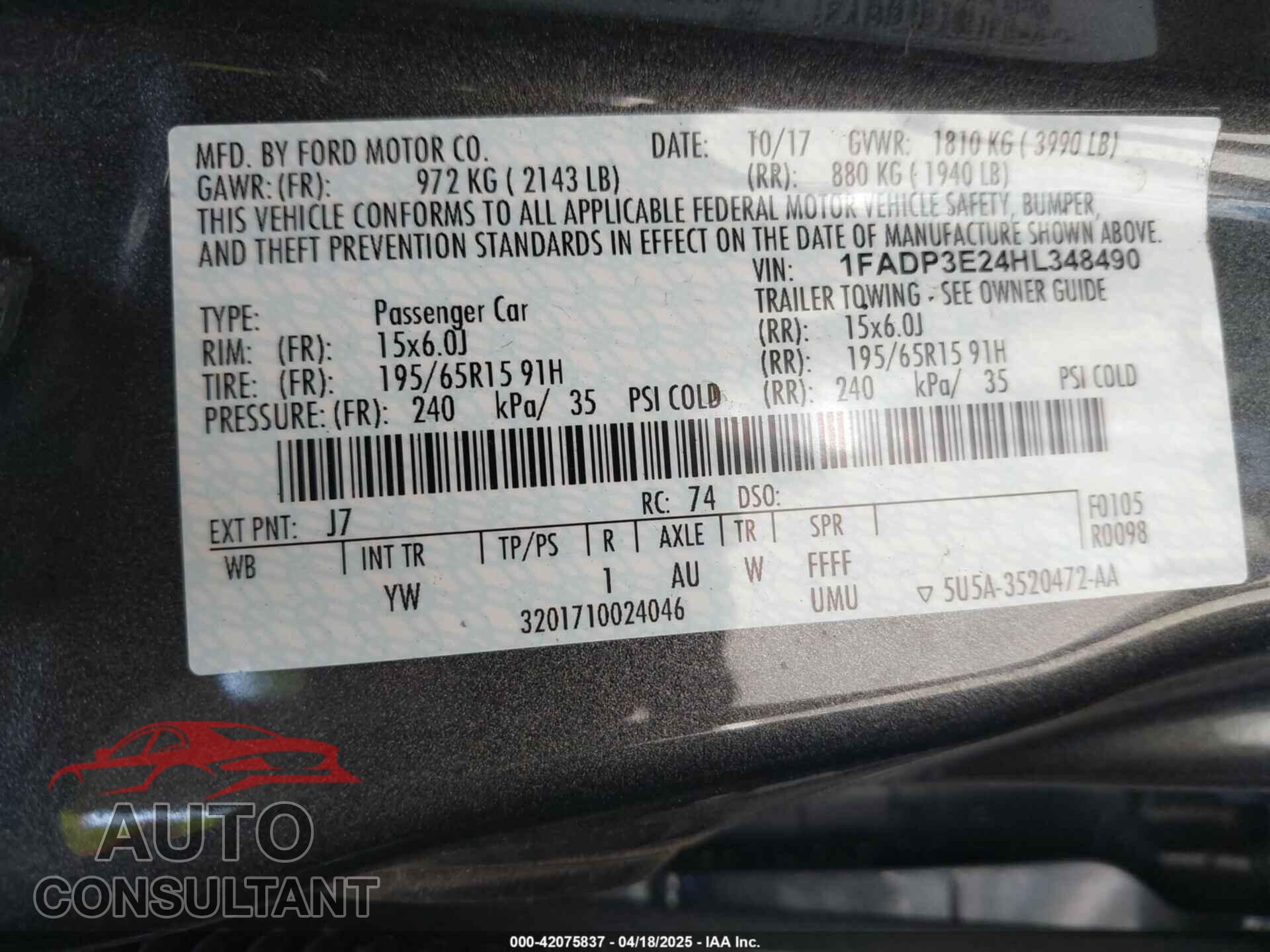 FORD FOCUS 2017 - 1FADP3E24HL348490