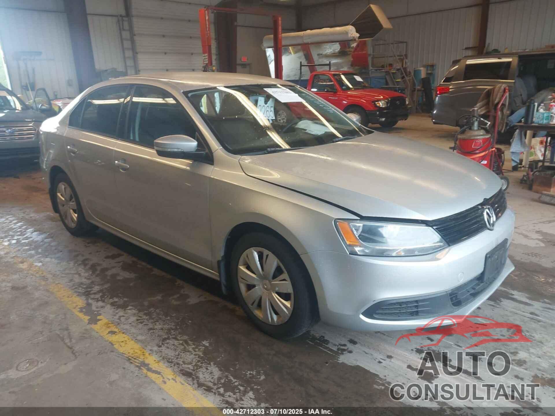 VOLKSWAGEN JETTA 2012 - 3VWBP7AJ2CM303042