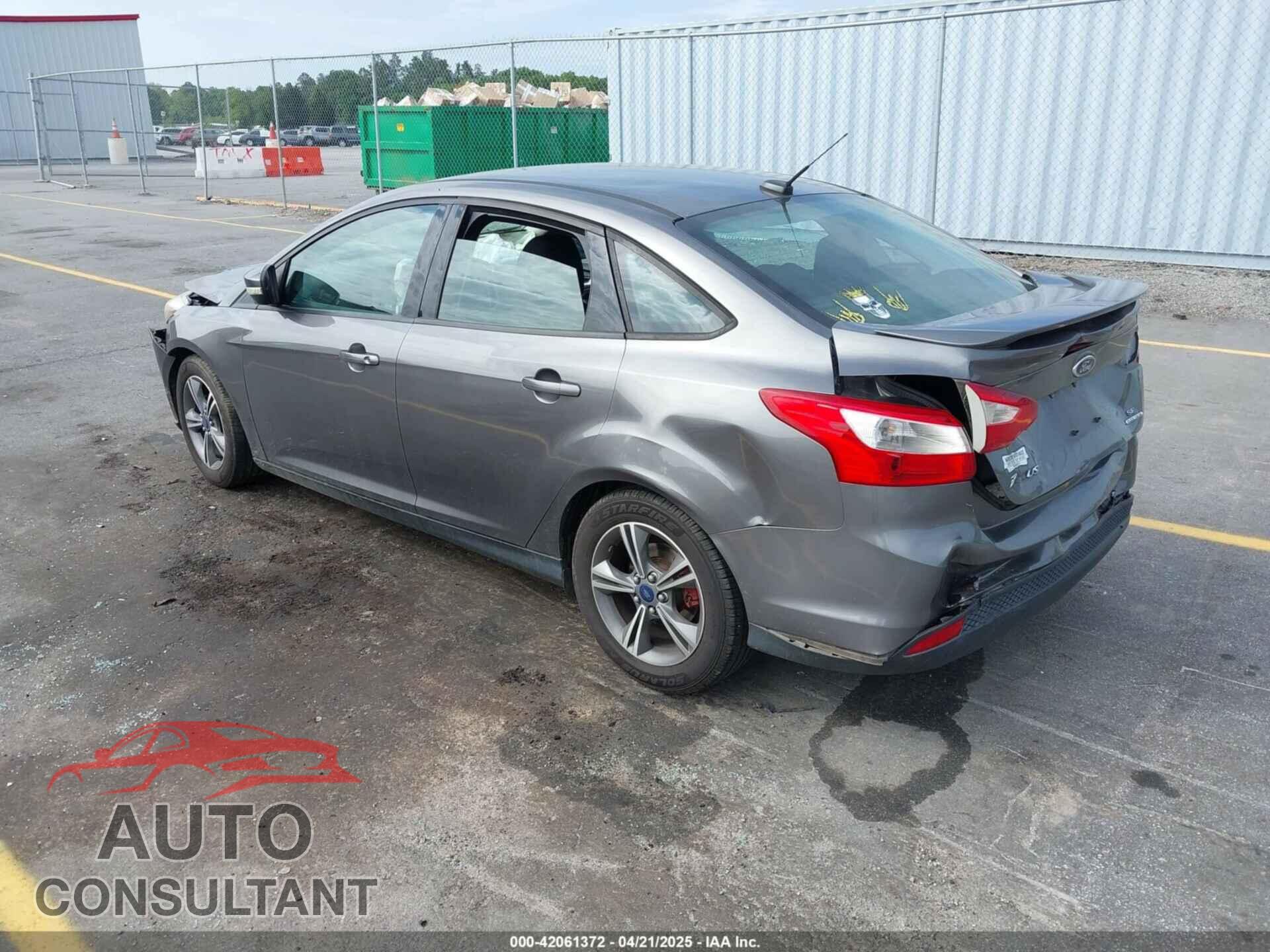 FORD FOCUS 2014 - 1FADP3F25EL338755