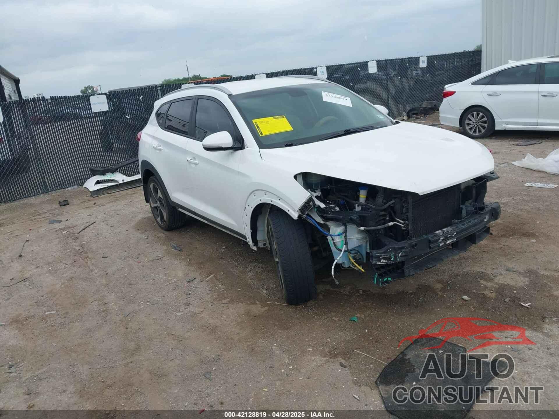 HYUNDAI TUCSON 2017 - KM8J33A24HU373555