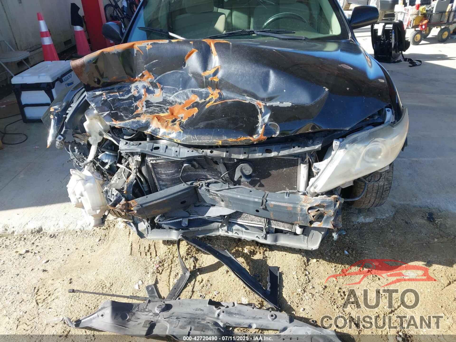 TOYOTA CAMRY 2010 - 4T1BK3EK3AU110898