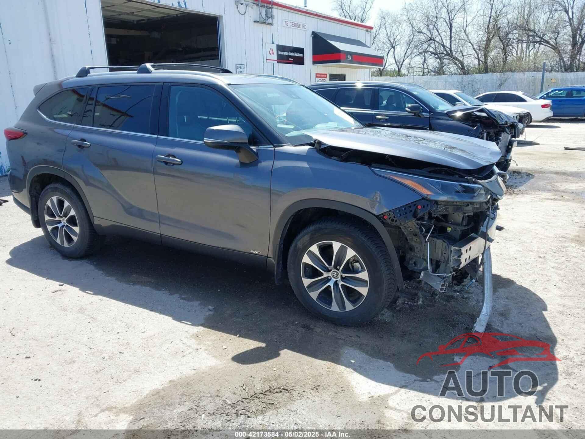 TOYOTA HIGHLANDER 2022 - 5TDGBRCH4NS545203