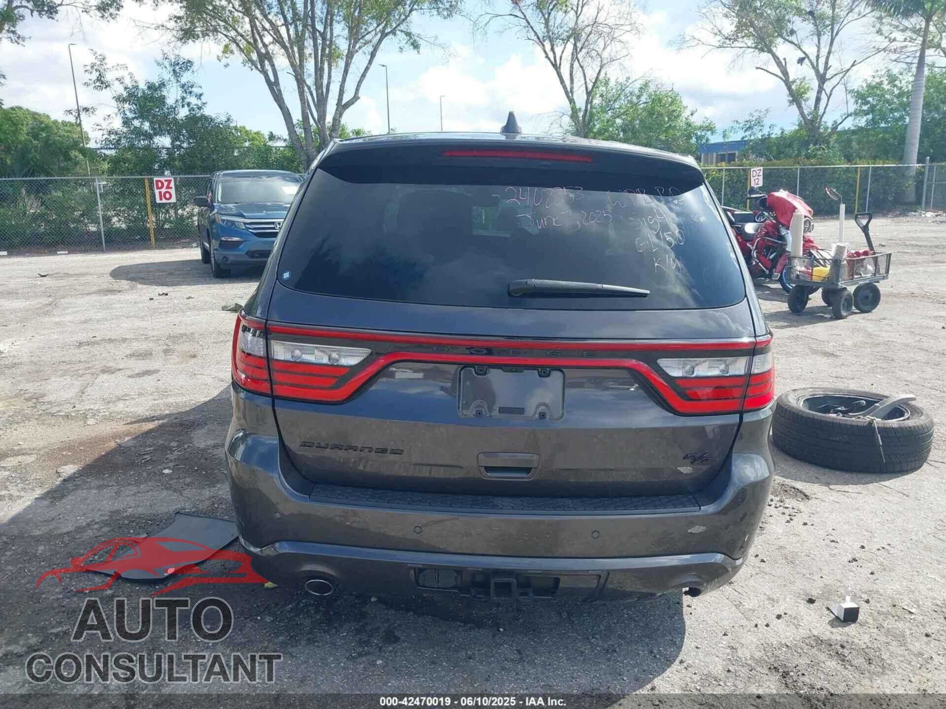 DODGE DURANGO 2021 - 1C4SDHCT3MC845656