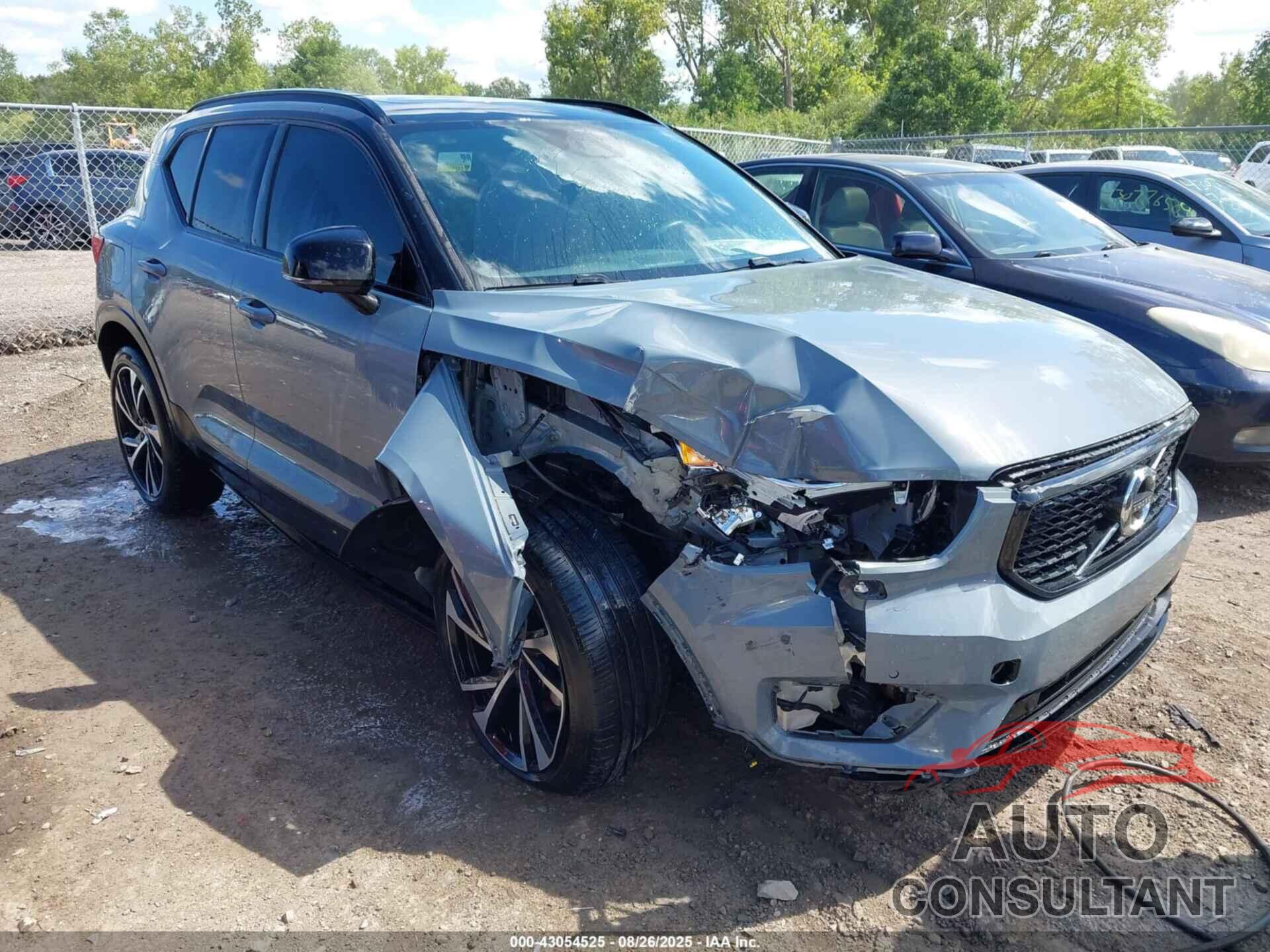 VOLVO XC40 2021 - YV4162UM5M2470656