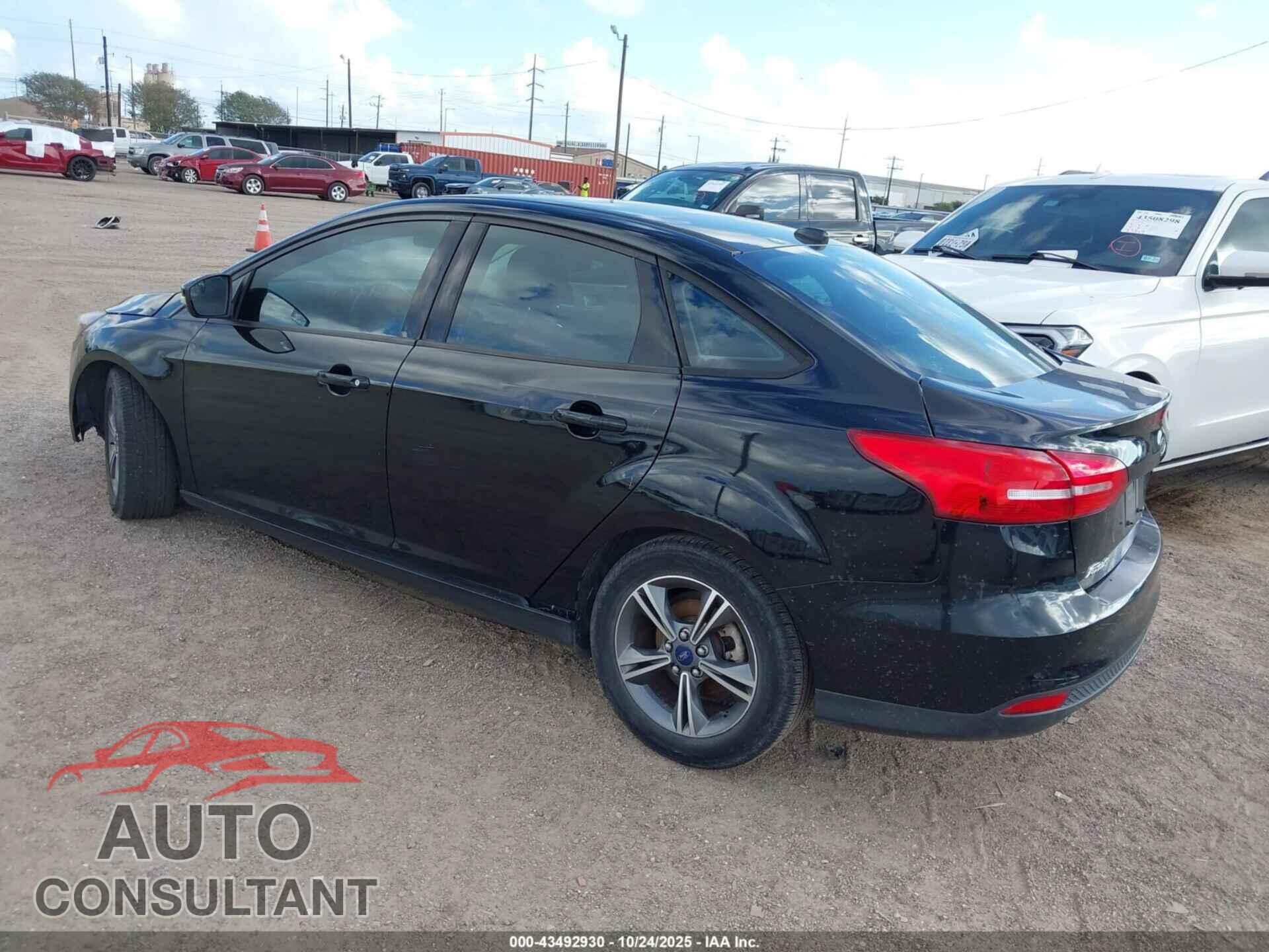 FORD FOCUS 2016 - 1FADP3FE8GL202679