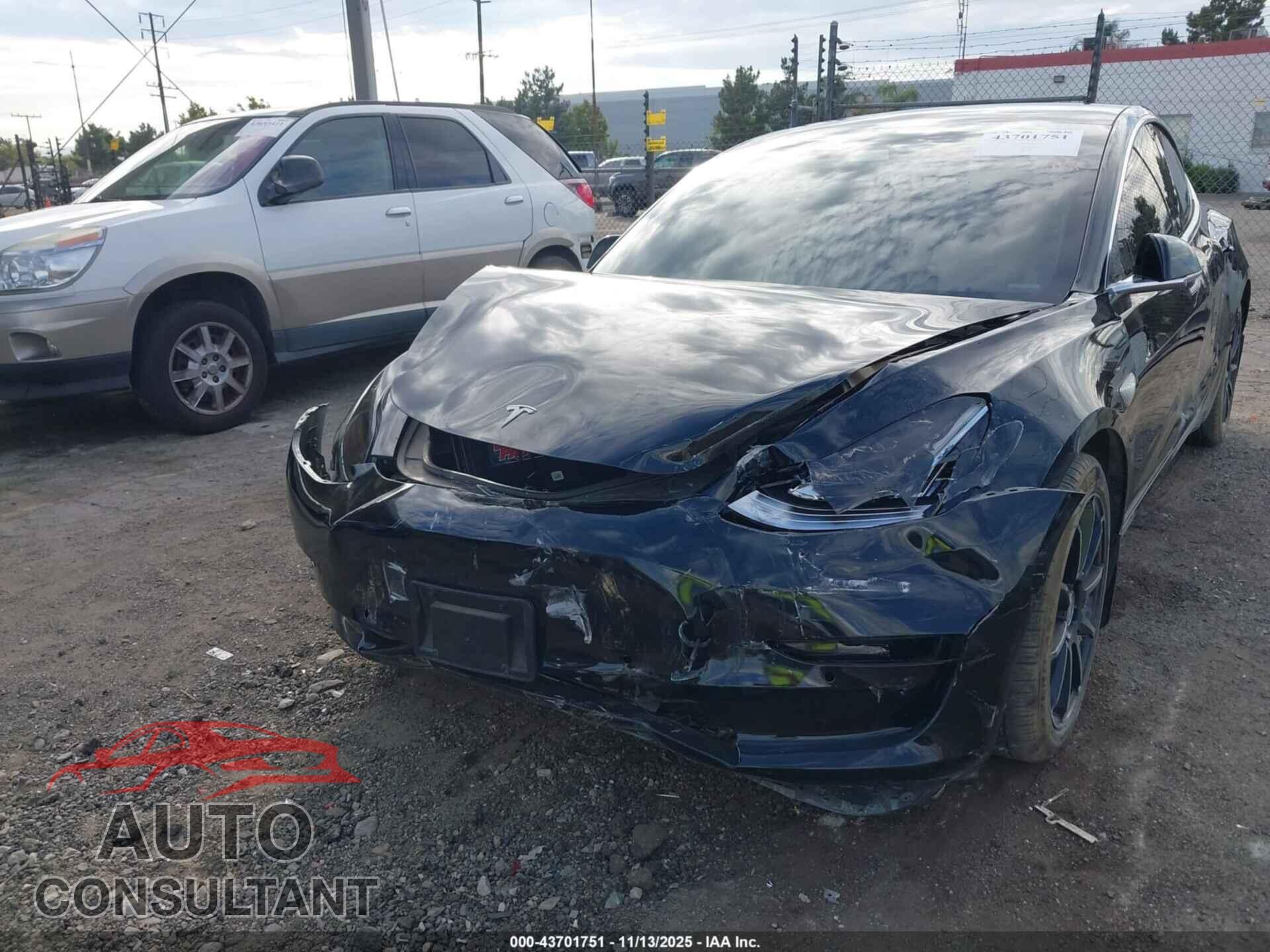 TESLA MODEL 3 2019 - 5YJ3E1EB9KF393208