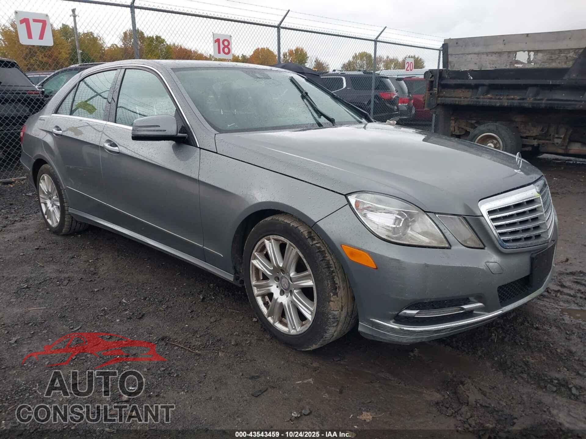 MERCEDES-BENZ E 2013 - WDDHF8JB2DA732085