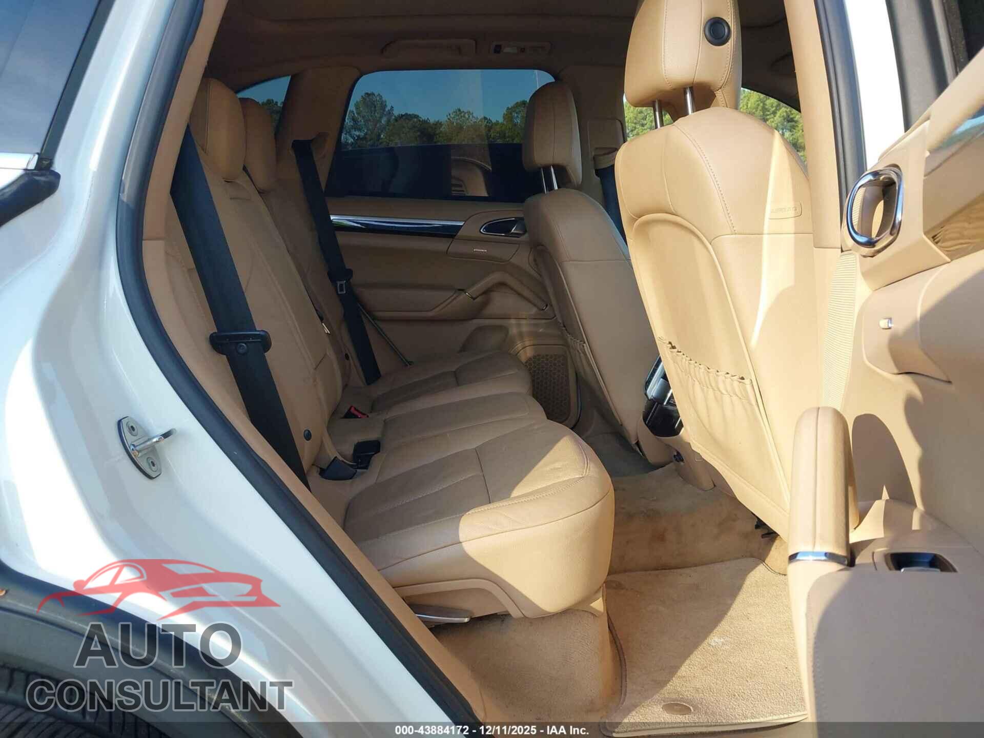 PORSCHE CAYENNE 2012 - WP1AA2A23CLA02338