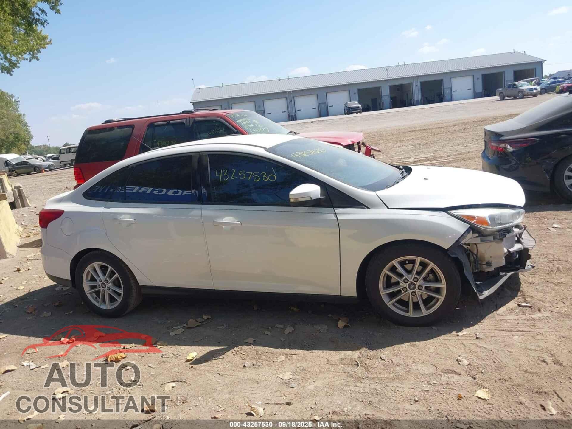 FORD FOCUS 2016 - 1FADP3F28GL404931