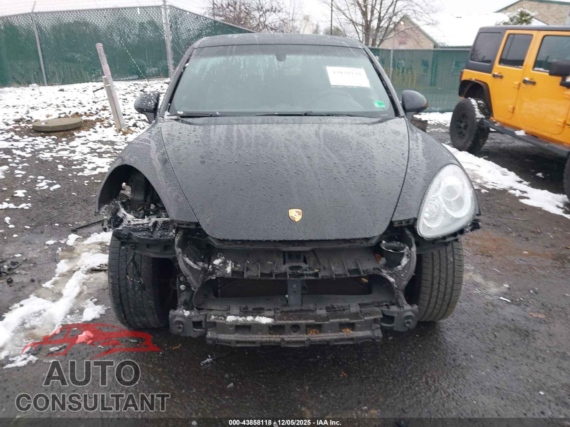 PORSCHE CAYENNE 2012 - WP1AA2A27CLA08353