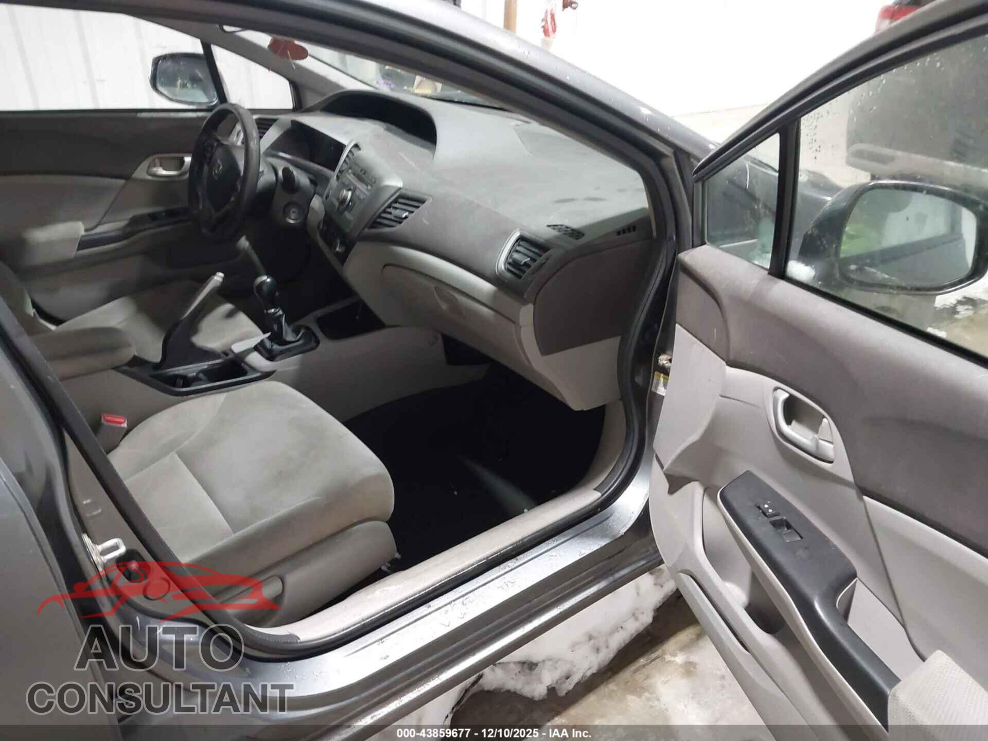 HONDA CIVIC 2012 - 19XFB2E53CE068499