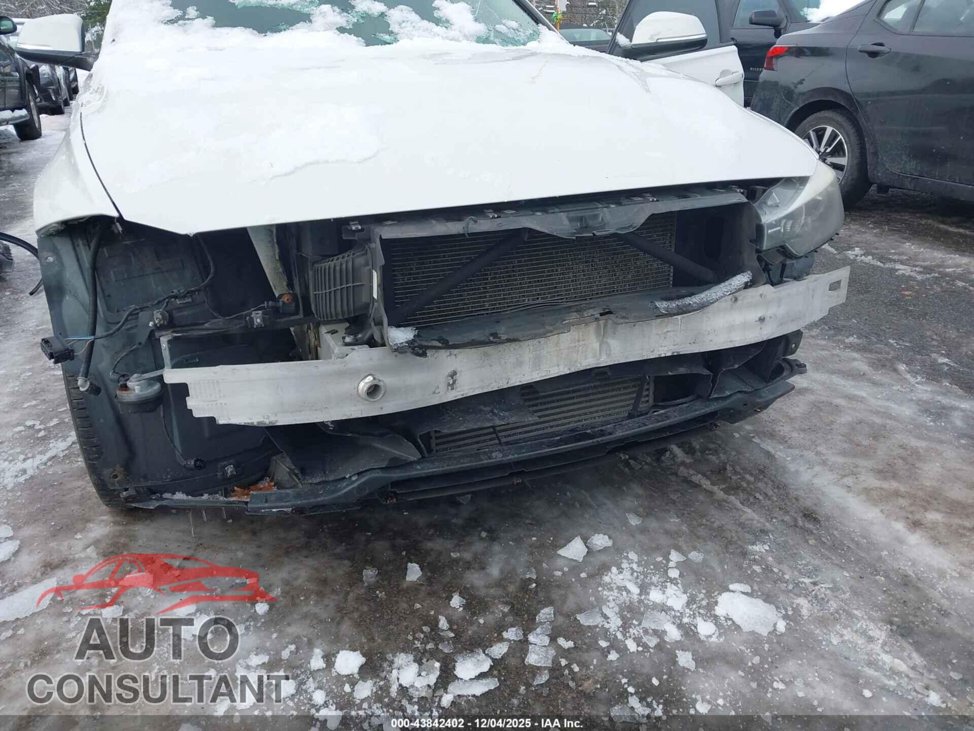 BMW 328I 2013 - WBA3B5C5XDF593930