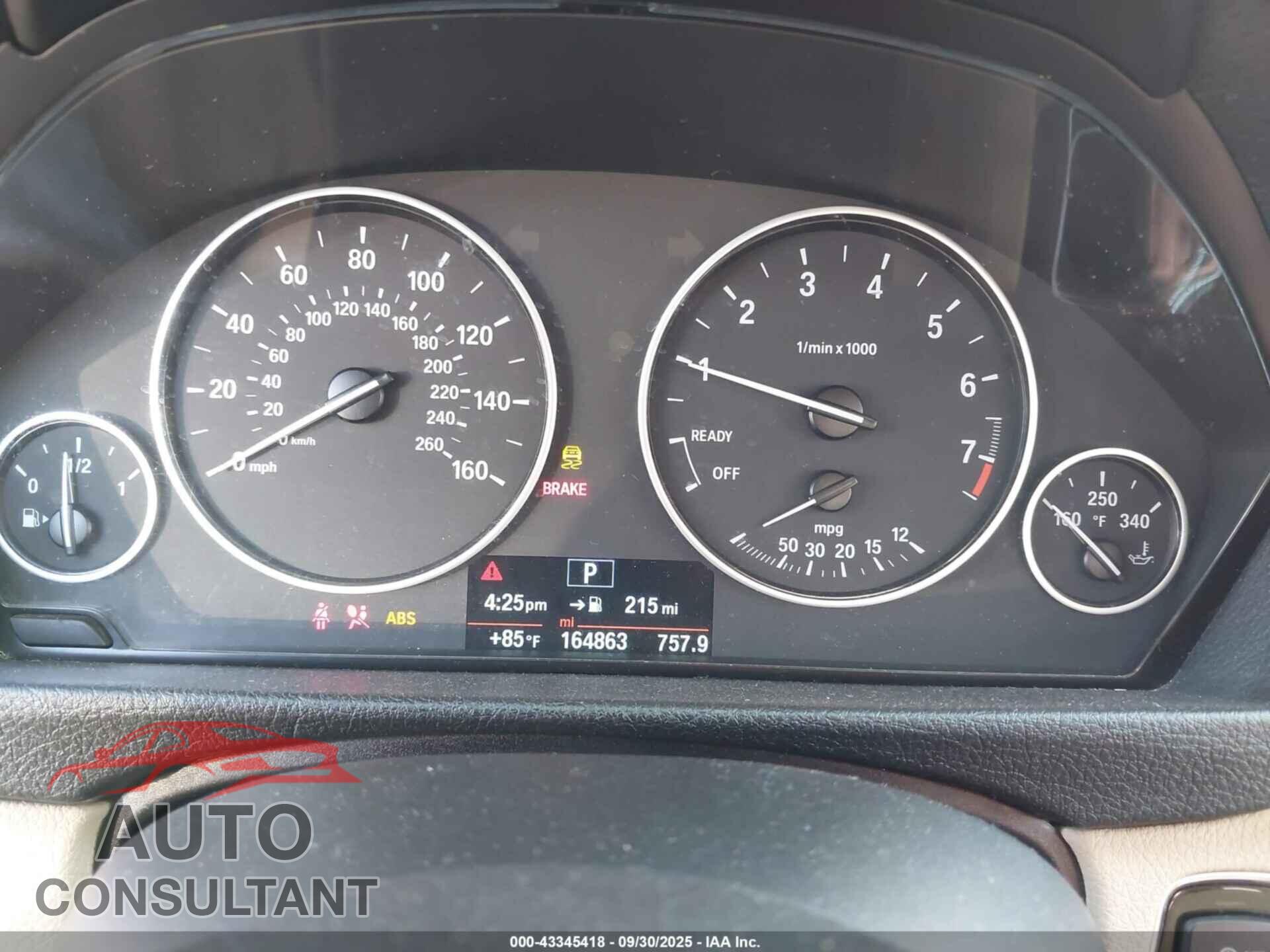 BMW 320I 2014 - WBA3B1G52ENN90322