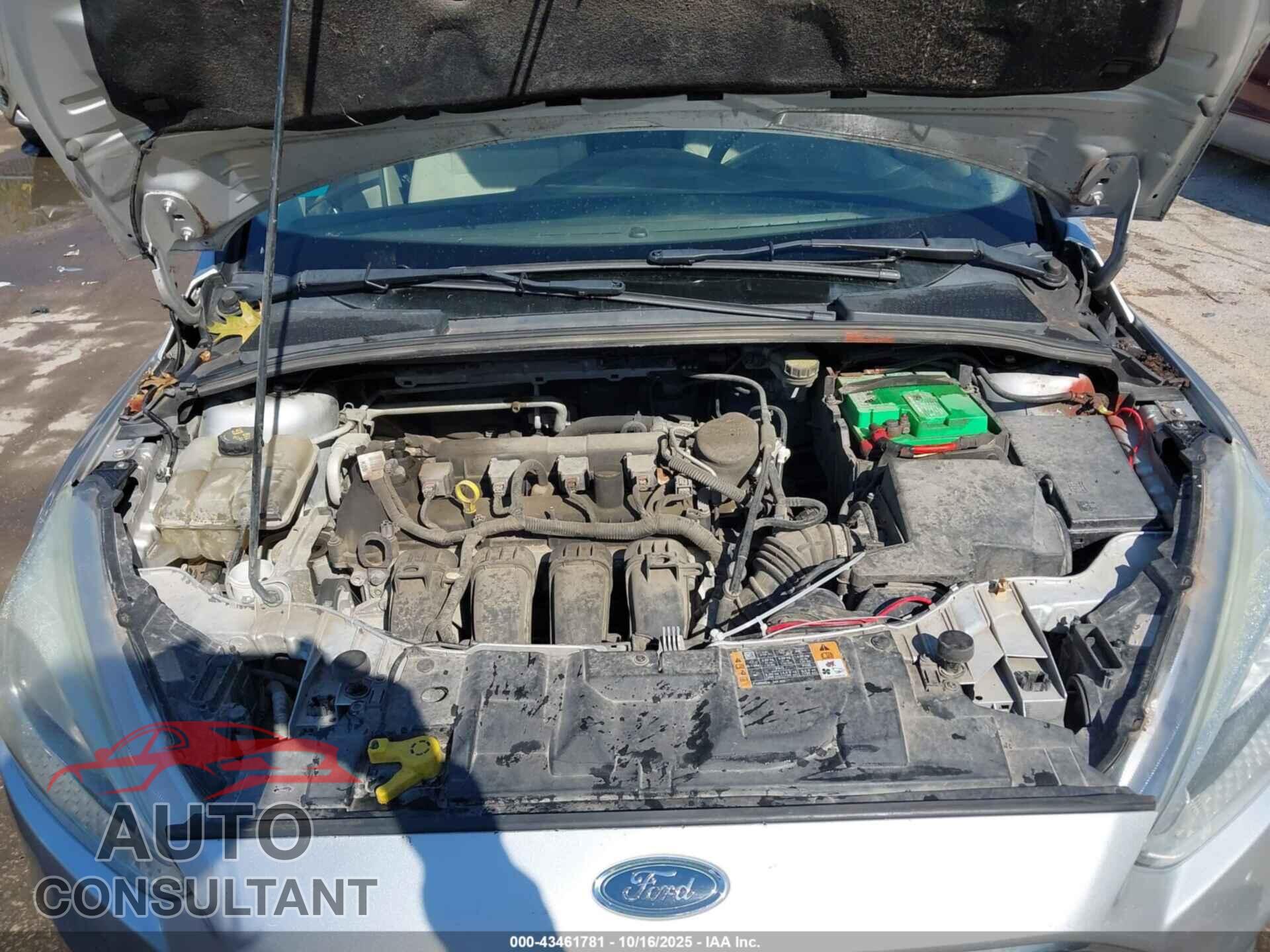 FORD FOCUS 2015 - 1FADP3F28FL219938