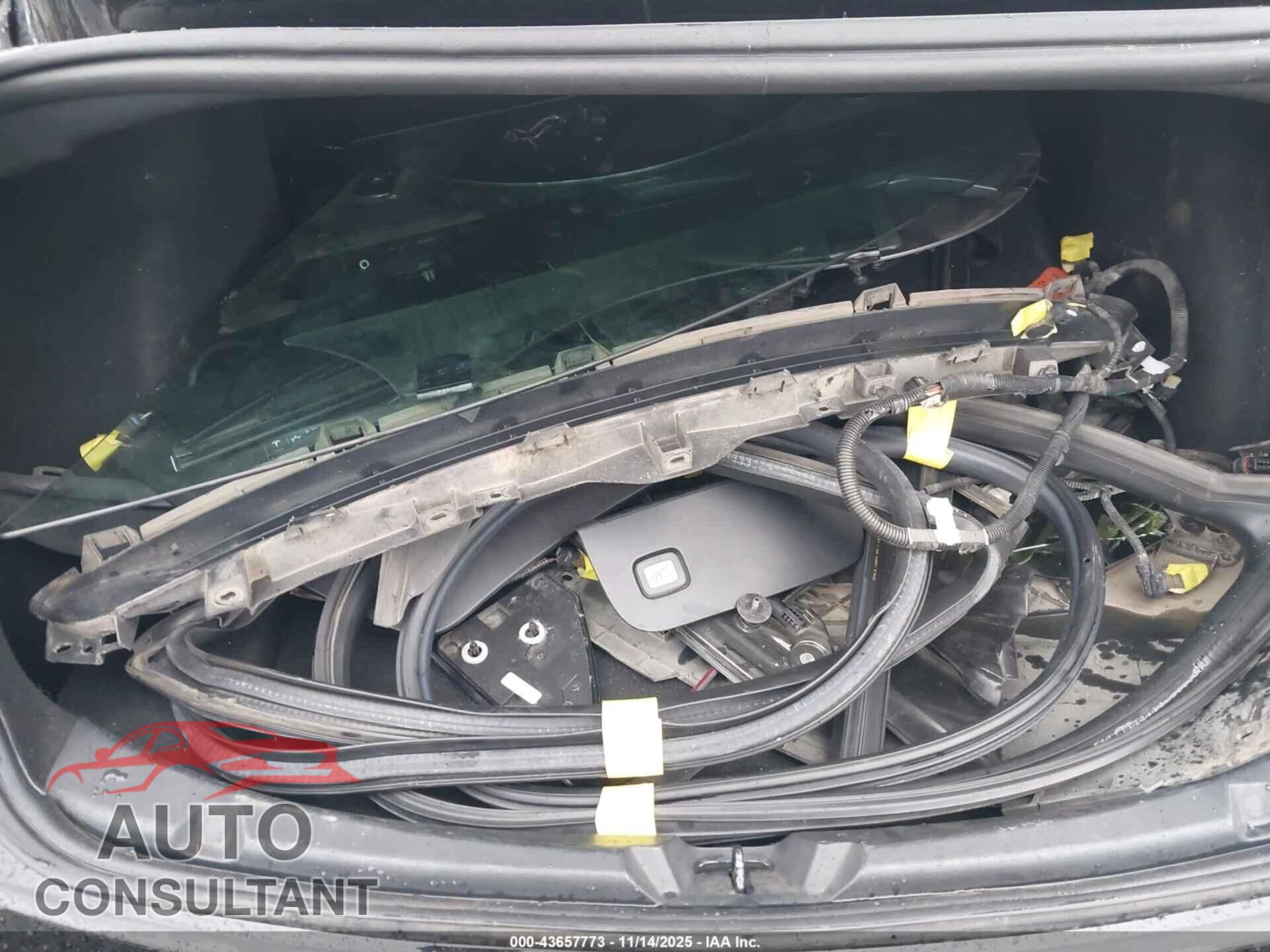TESLA MODEL 3 2017 - 5YJ3E1EA7HF001195