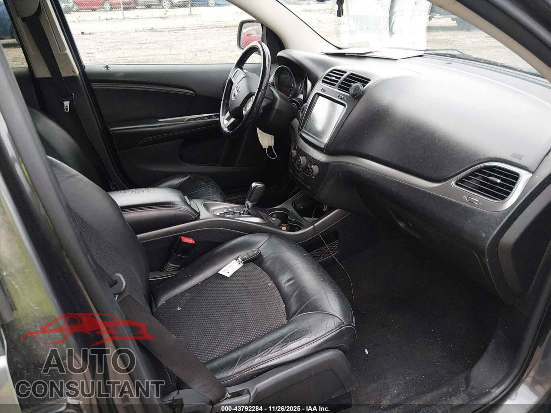 DODGE JOURNEY 2017 - 3C4PDCGG8HT537320