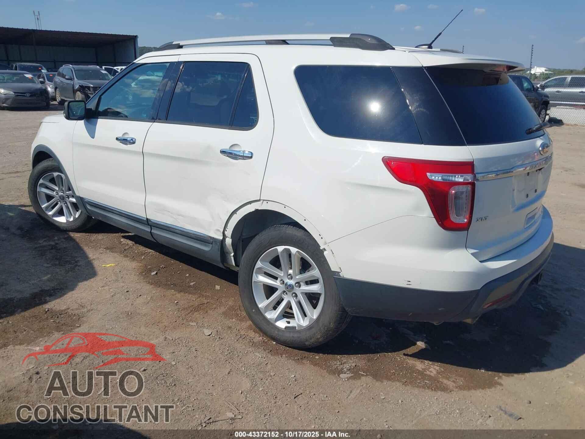 FORD EXPLORER 2011 - 1FMHK8D82BGA01894
