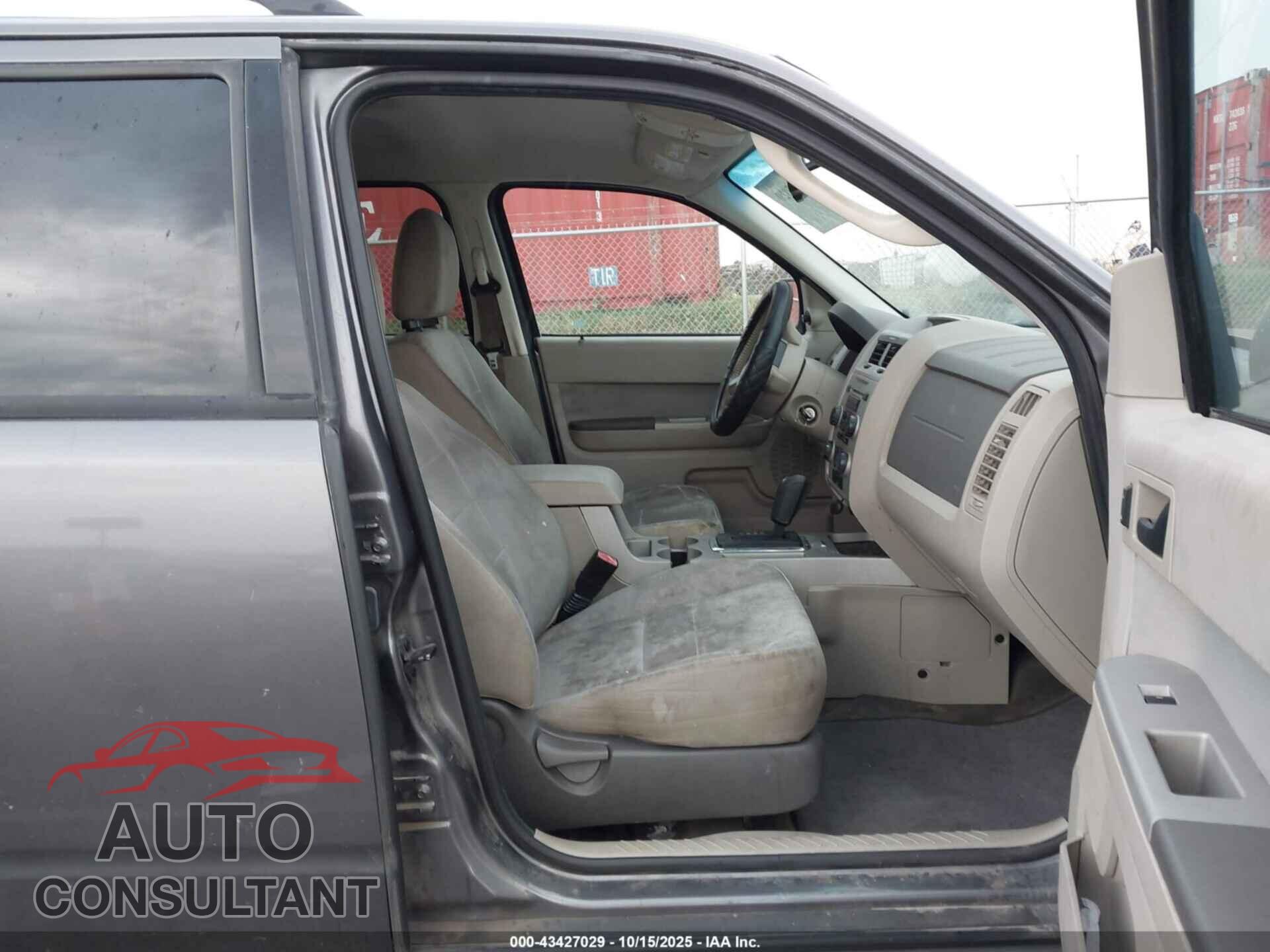 FORD ESCAPE 2011 - 1FMCU9D79BKA55899