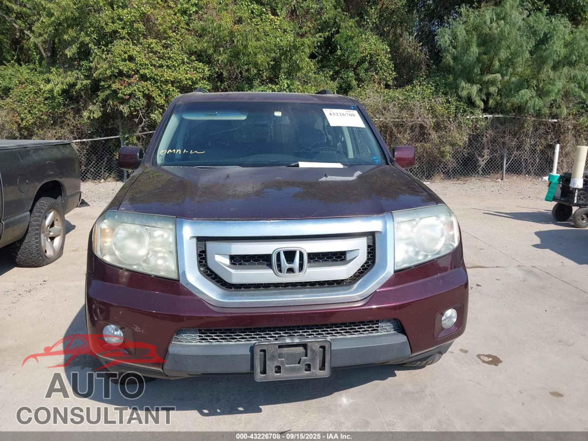 HONDA PILOT 2011 - 5FNYF3H53BB001022