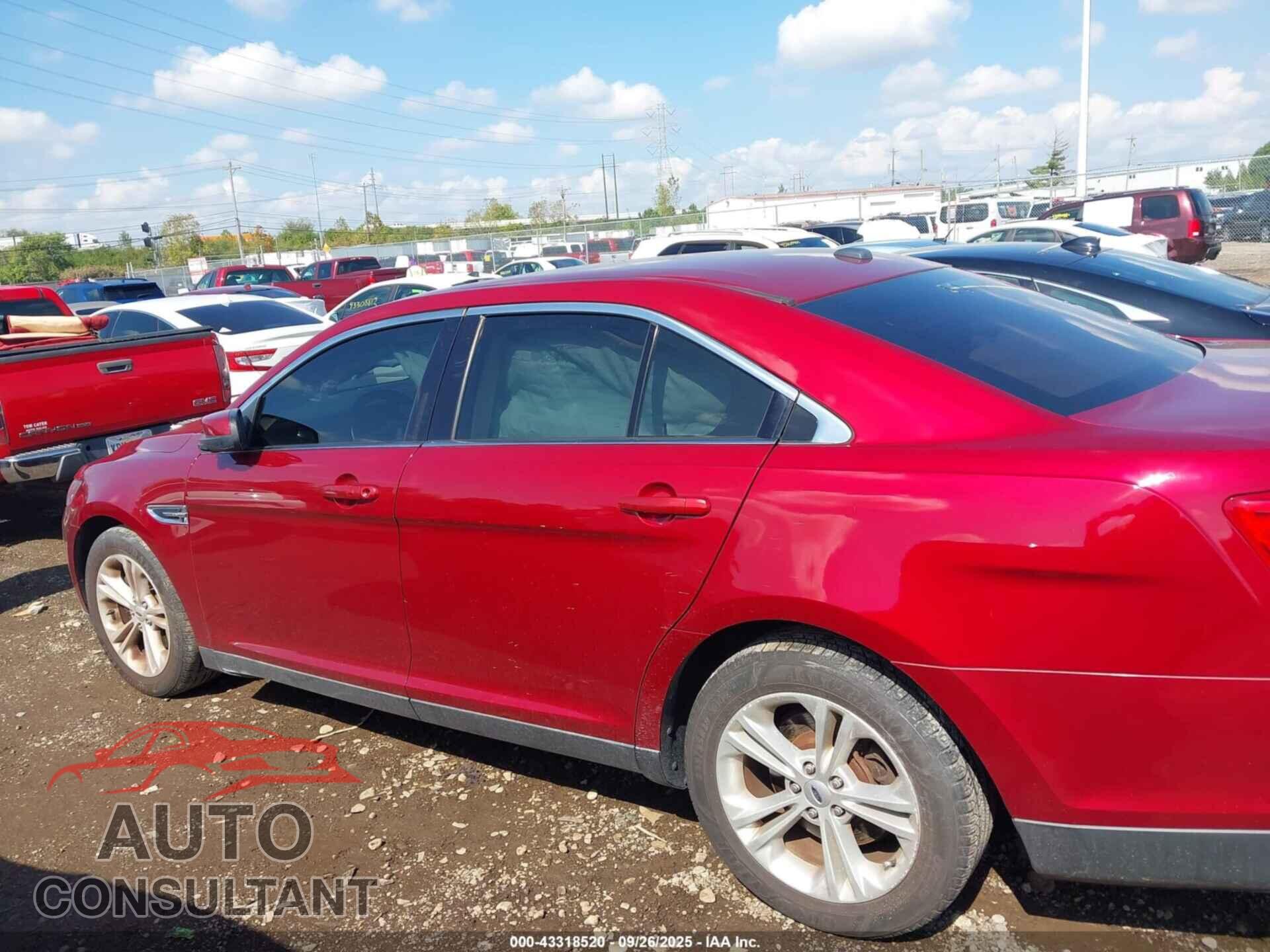FORD TAURUS 2016 - 1FAHP2E86GG140070