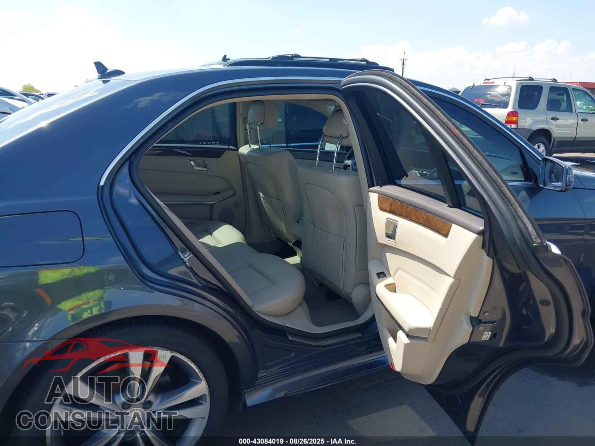 MERCEDES-BENZ E 350 2014 - WDDHF8JB8EB005366