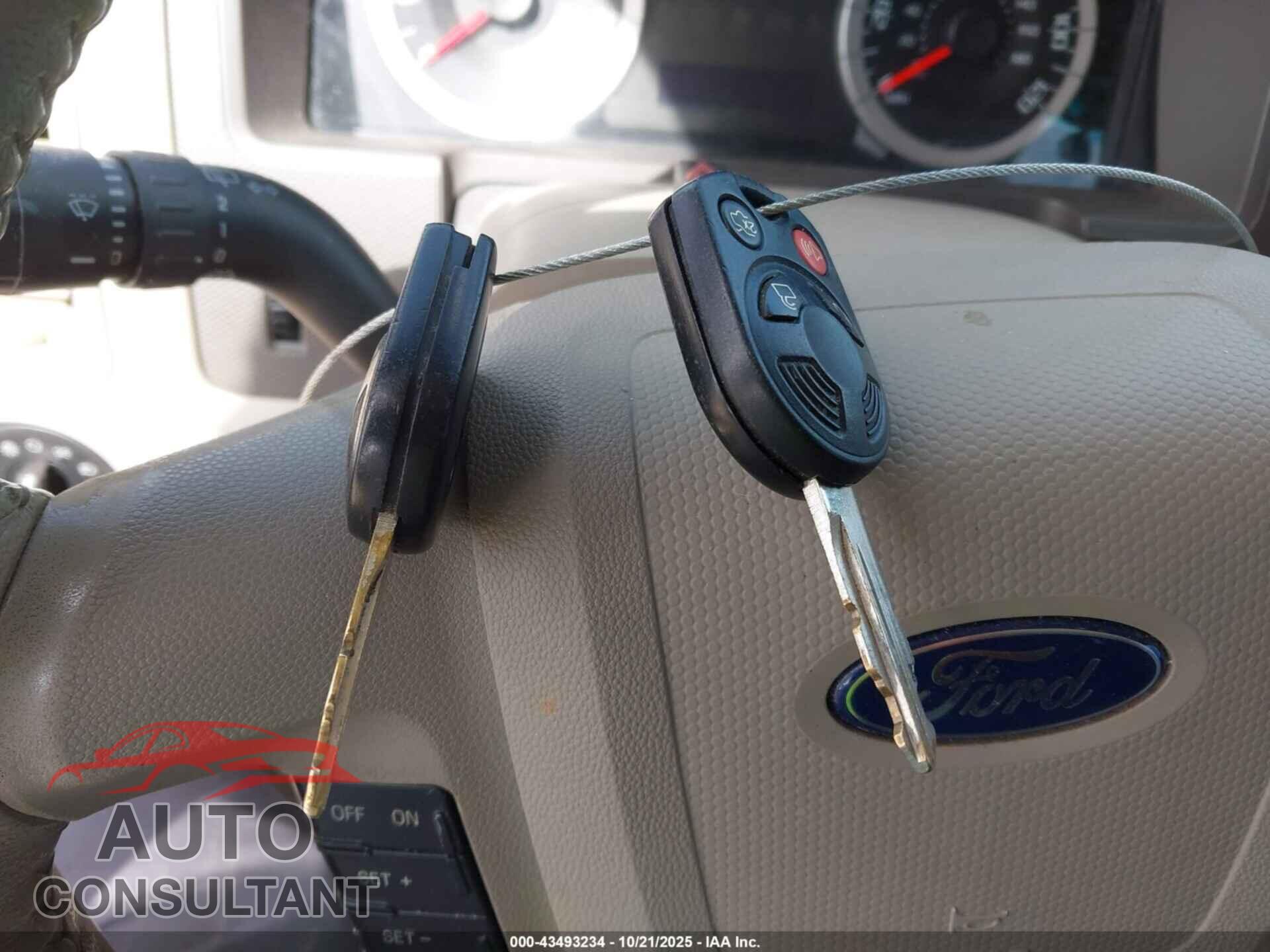 FORD ESCAPE 2010 - 1FMCU9D7XAKD06332