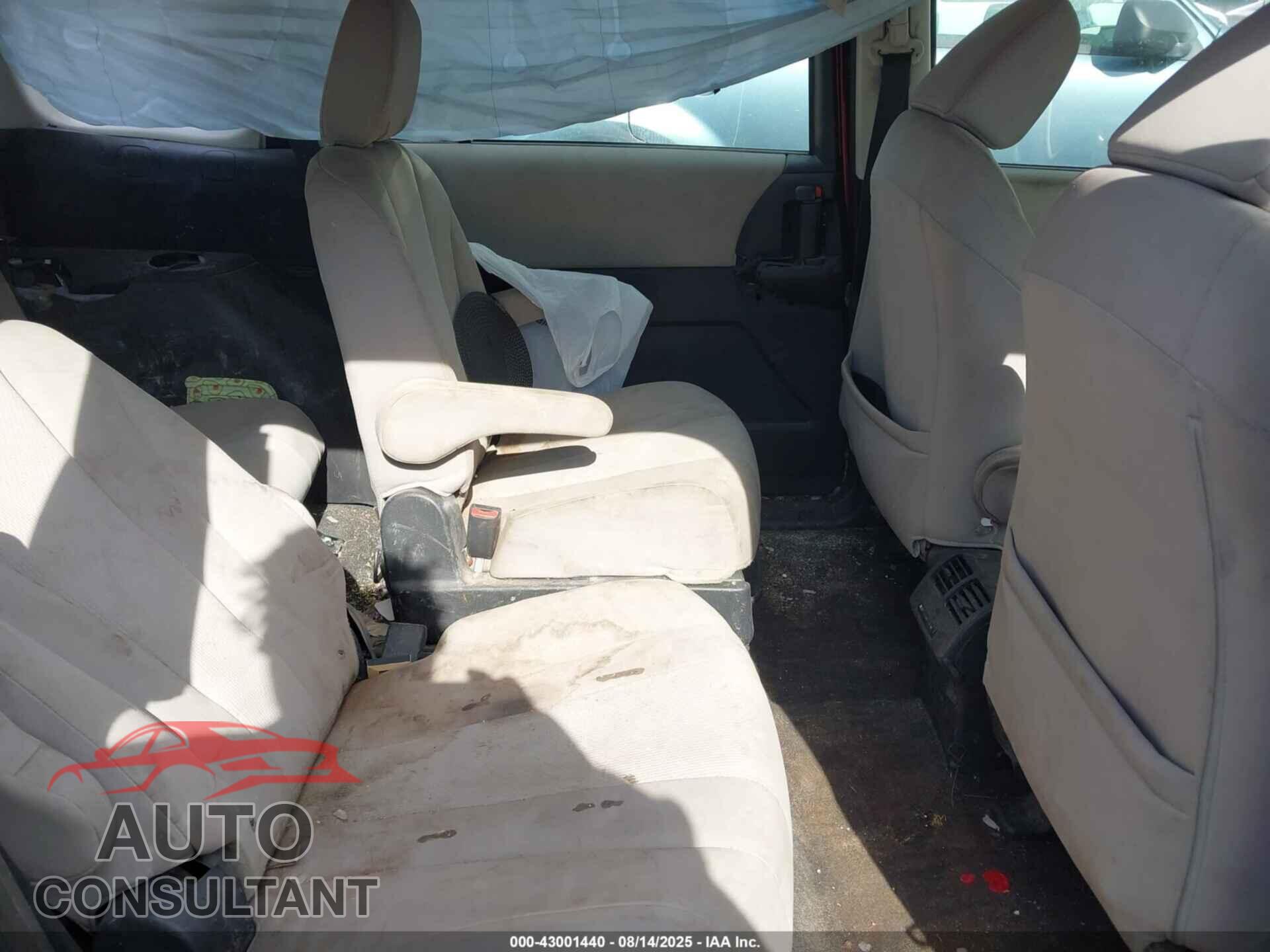 MAZDA MAZDA5 2014 - JM1CW2CL4E0167417