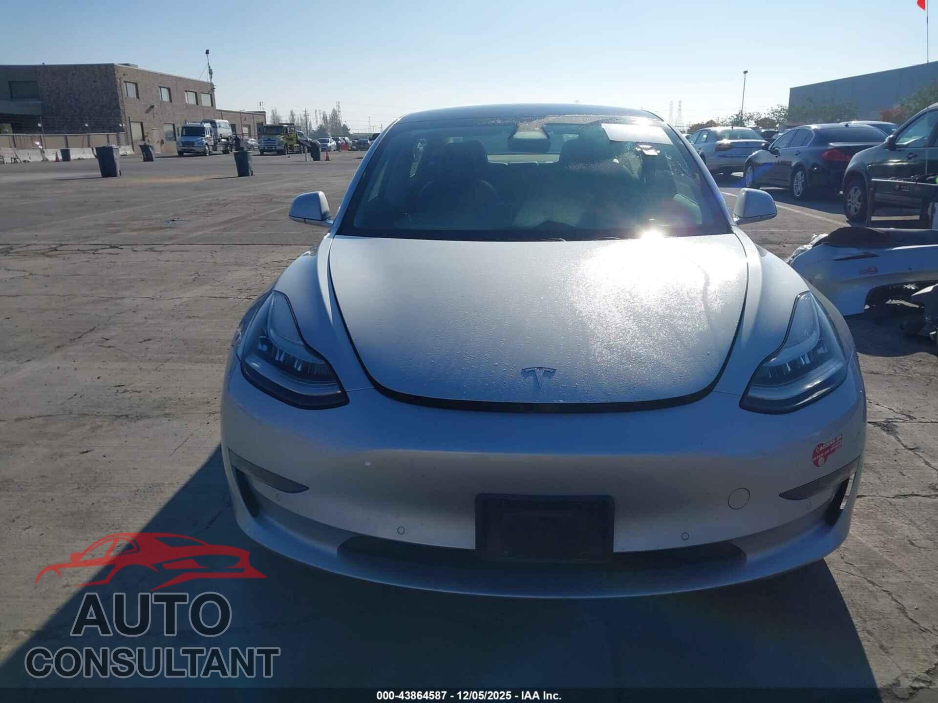 TESLA MODEL 3 2018 - 5YJ3E1EA2JF036359