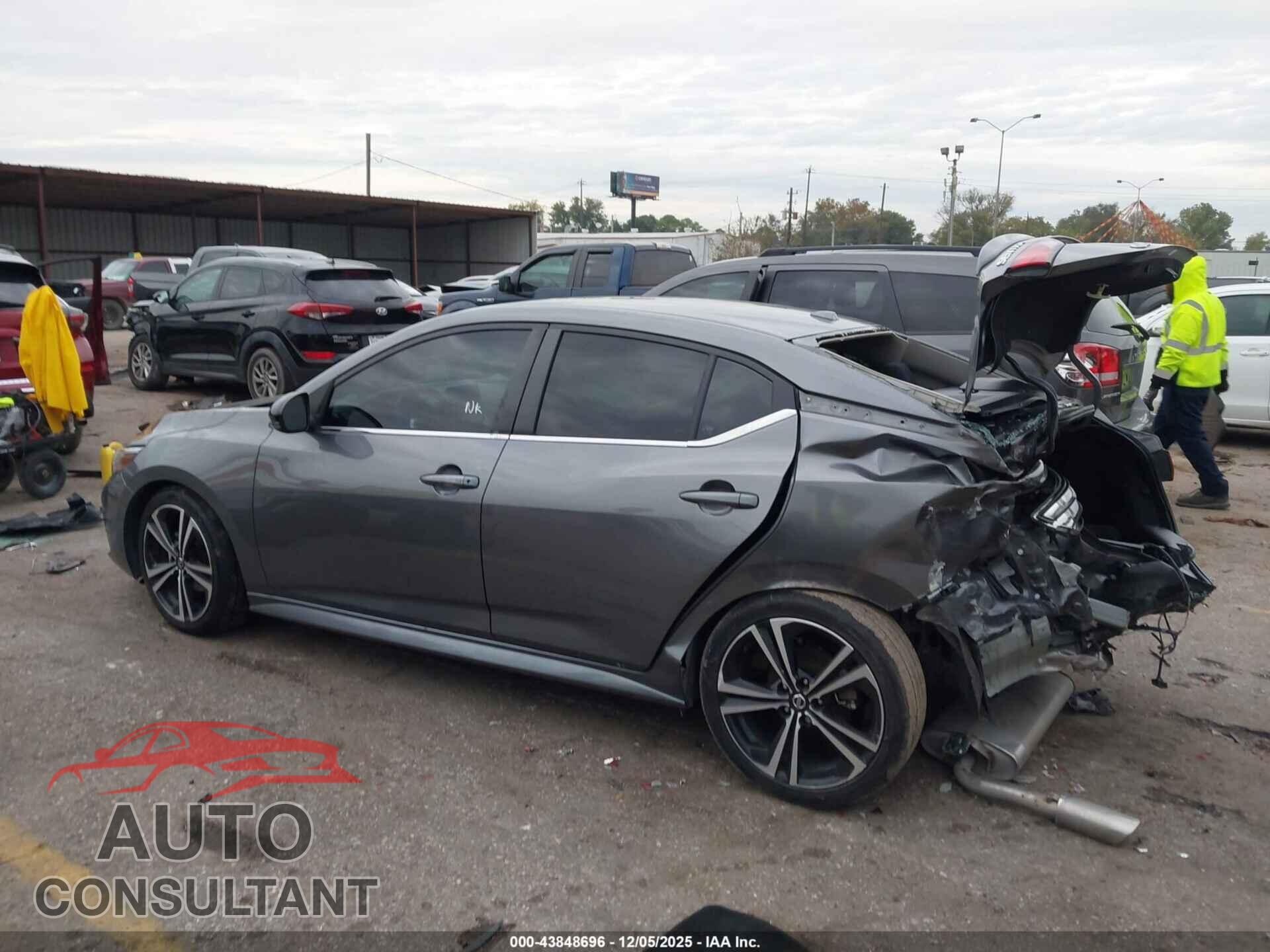 NISSAN SENTRA 2023 - 3N1AB8DV2PY237367