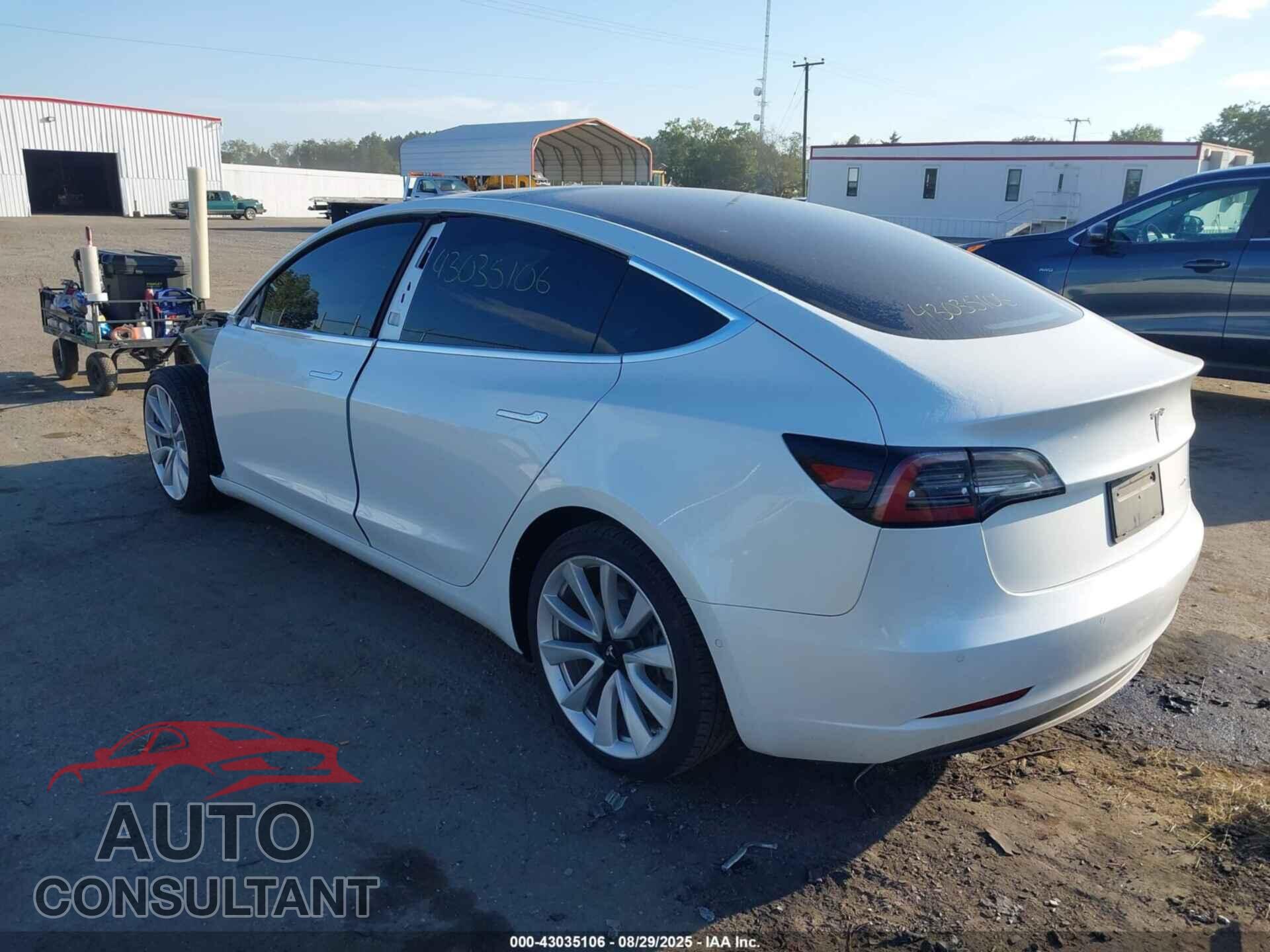 TESLA MODEL 3 2019 - 5YJ3E1EB3KF494325