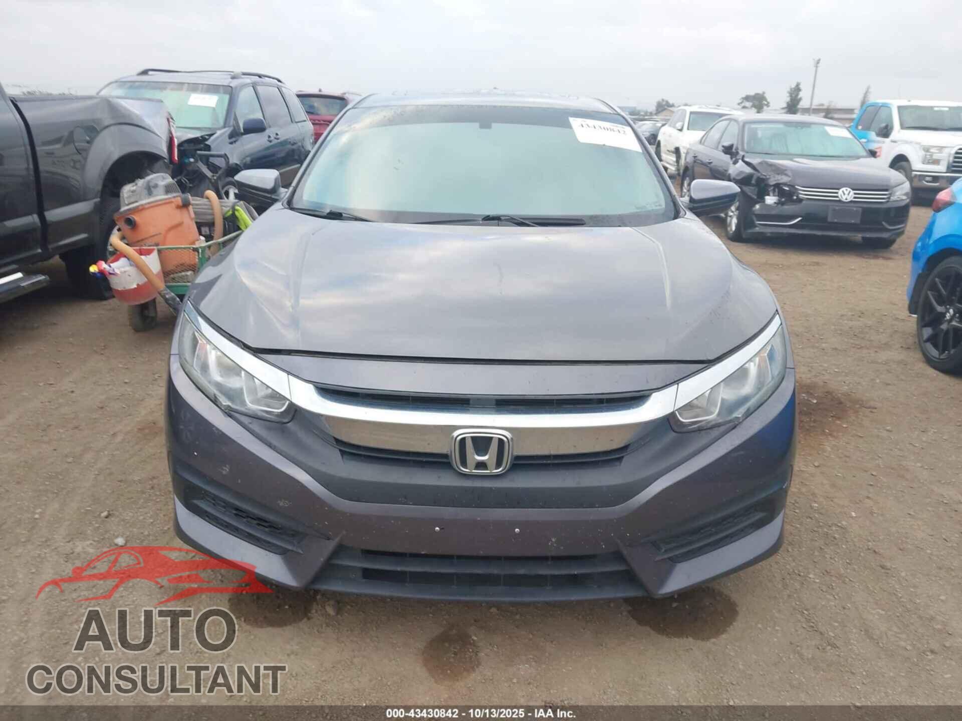HONDA CIVIC 2018 - 2HGFC2F76JH547676