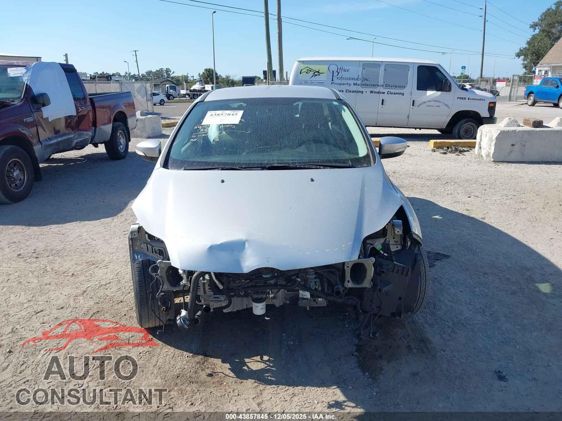 FORD FOCUS 2014 - 1FADP3F23EL292018