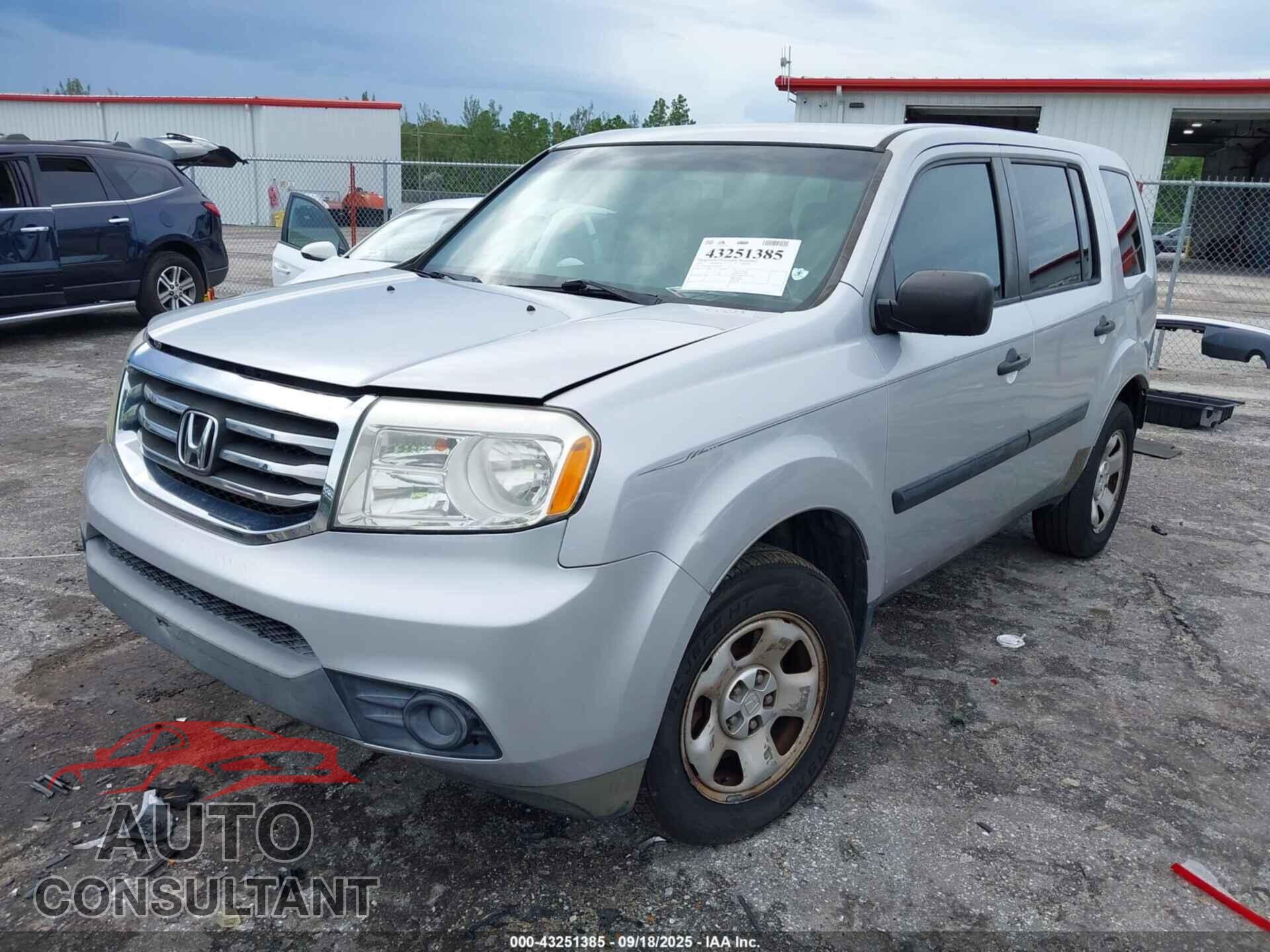 HONDA PILOT 2012 - 5FNYF4H27CB060734