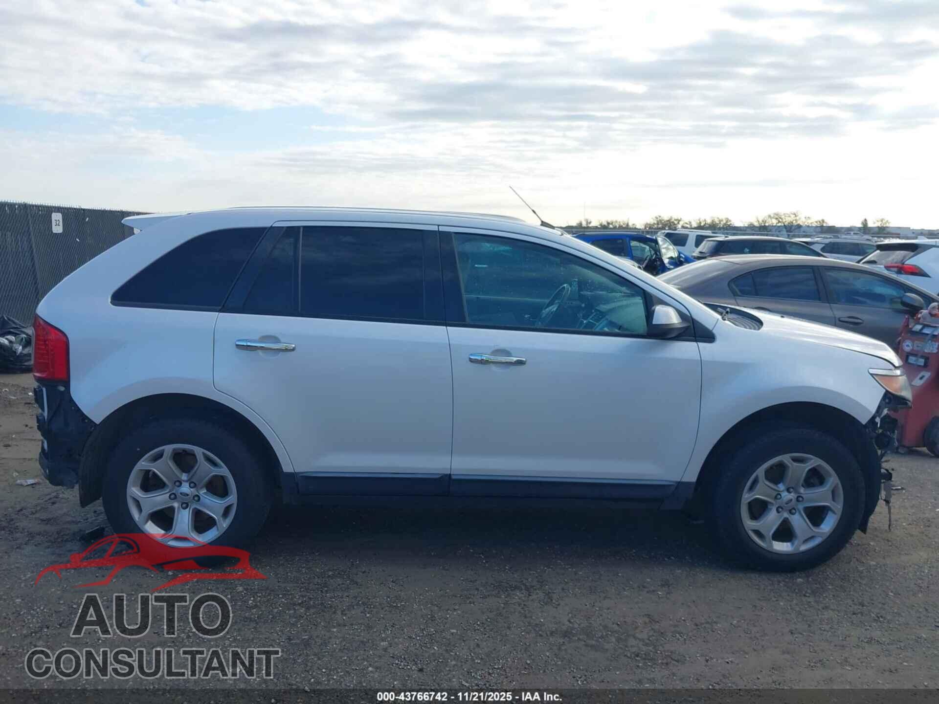 FORD EDGE 2011 - 2FMDK3JC8BBB13214