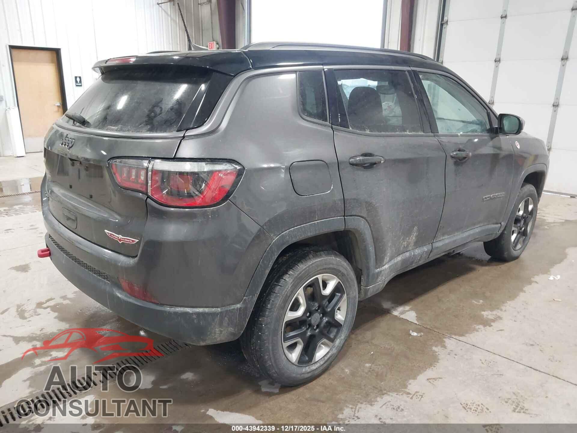 JEEP COMPASS 2018 - 3C4NJDDB8JT207357
