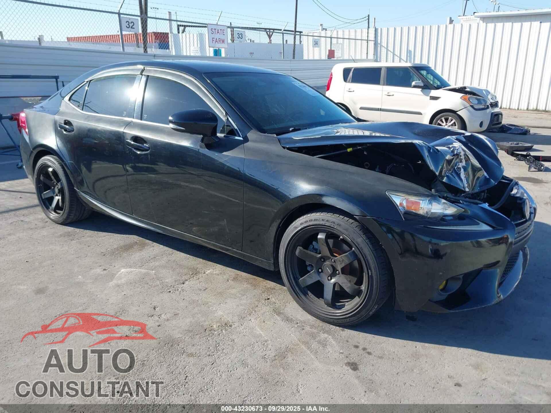 LEXUS IS 250 2015 - JTHBF1D28F5060496