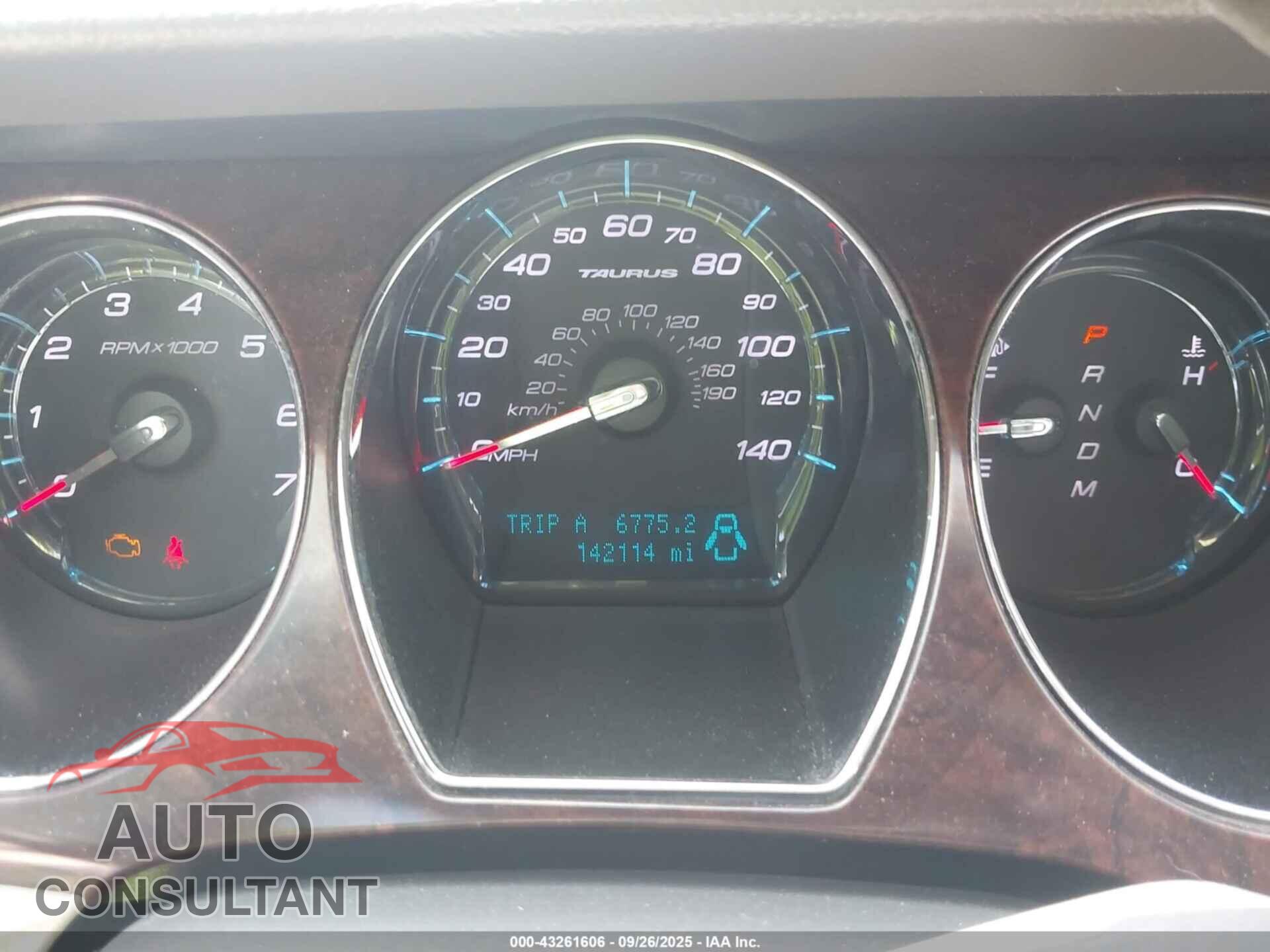 FORD TAURUS 2011 - 1FAHP2EW2BG169167