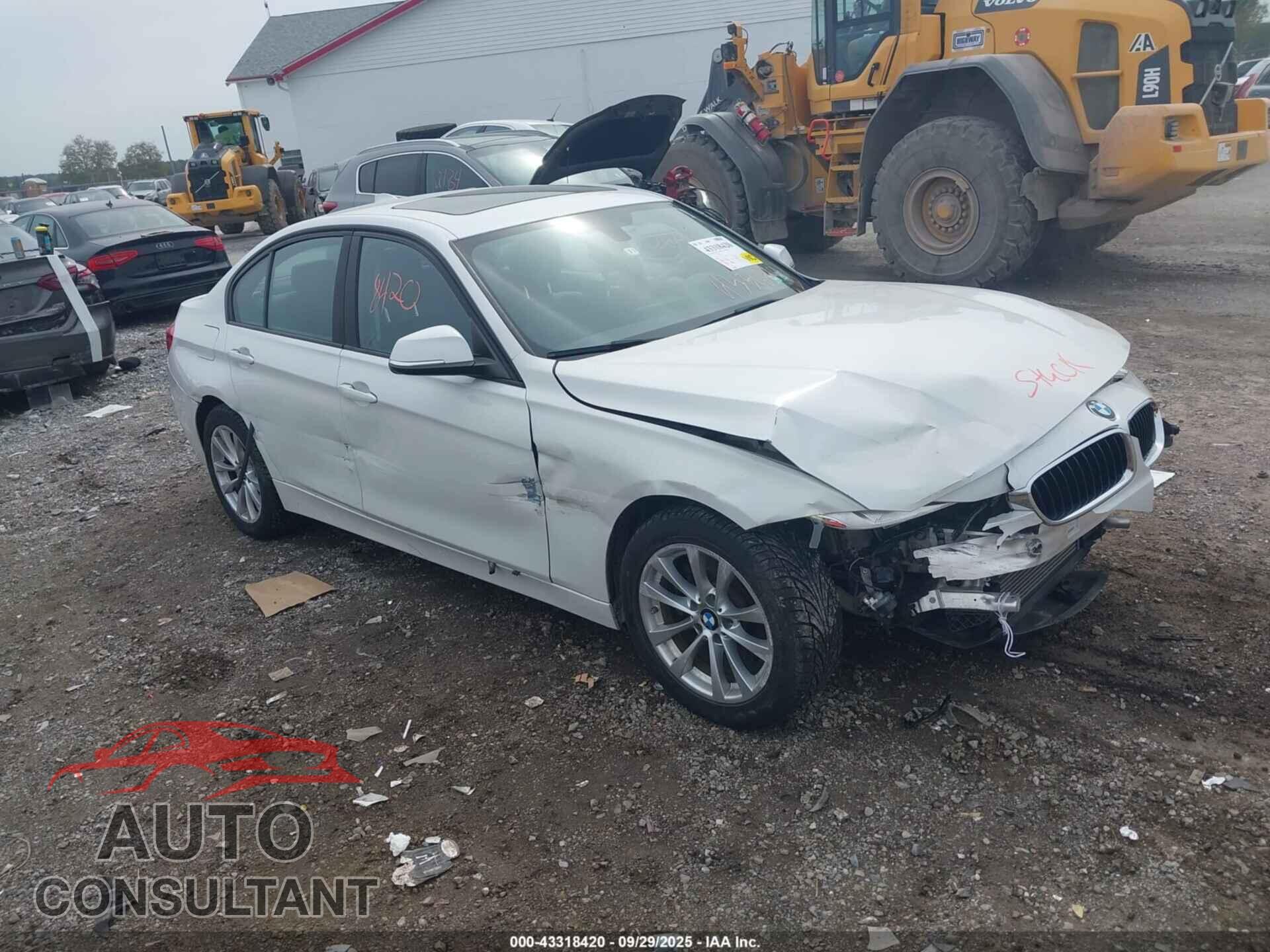BMW 320I 2017 - WBA8E5G30HNU42435