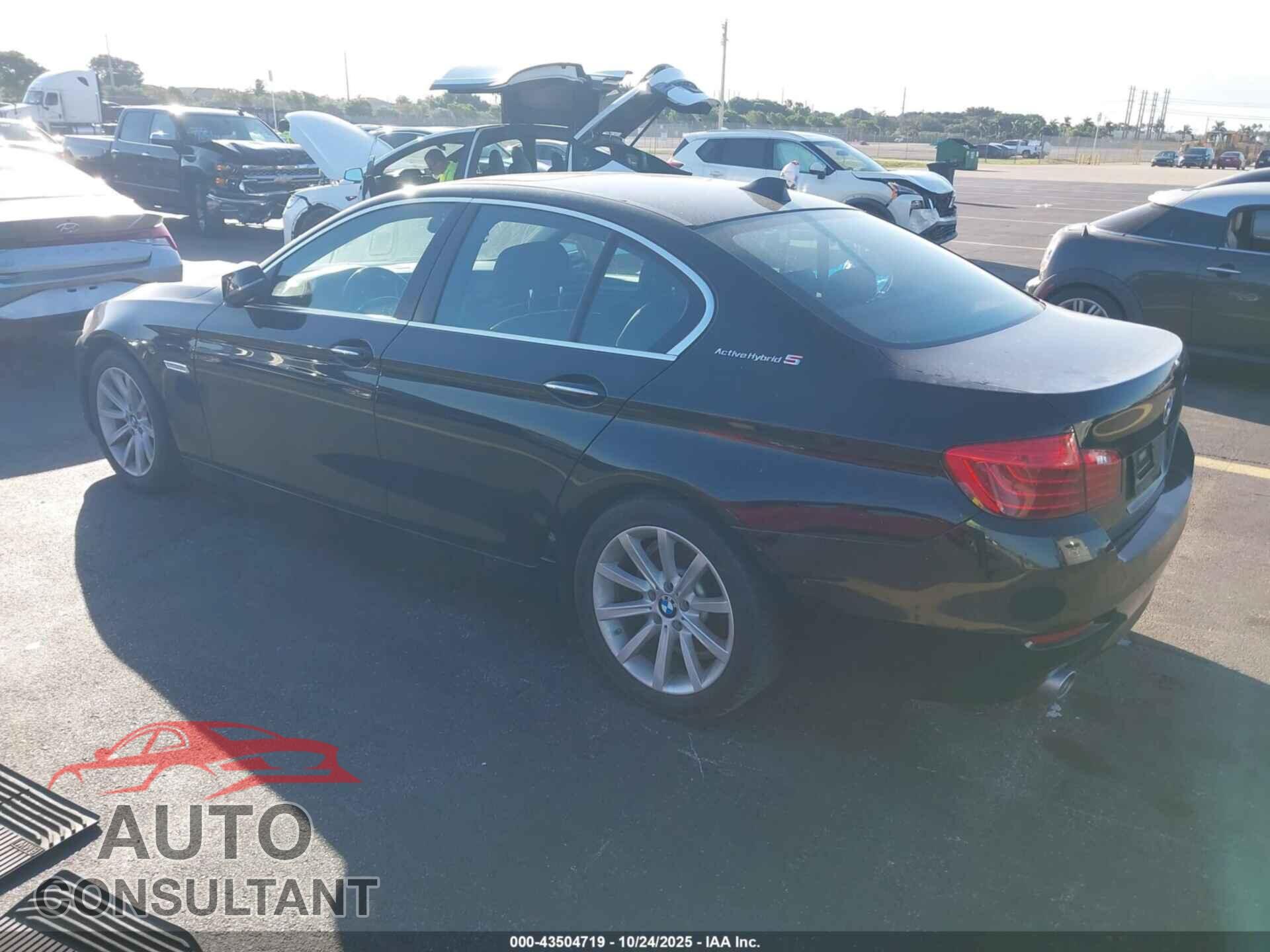 BMW ACTIVEHYBRID 5 2015 - WBA5E1C52FD221103
